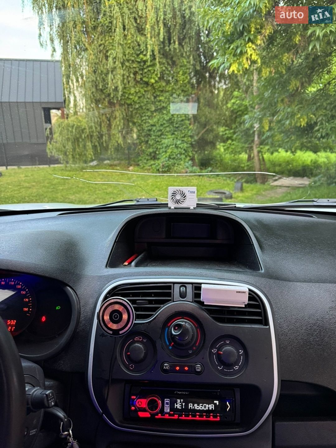 Renault Kangoo 2018 VIN VF1FW51H162196837 фото оголошення 31 з 64