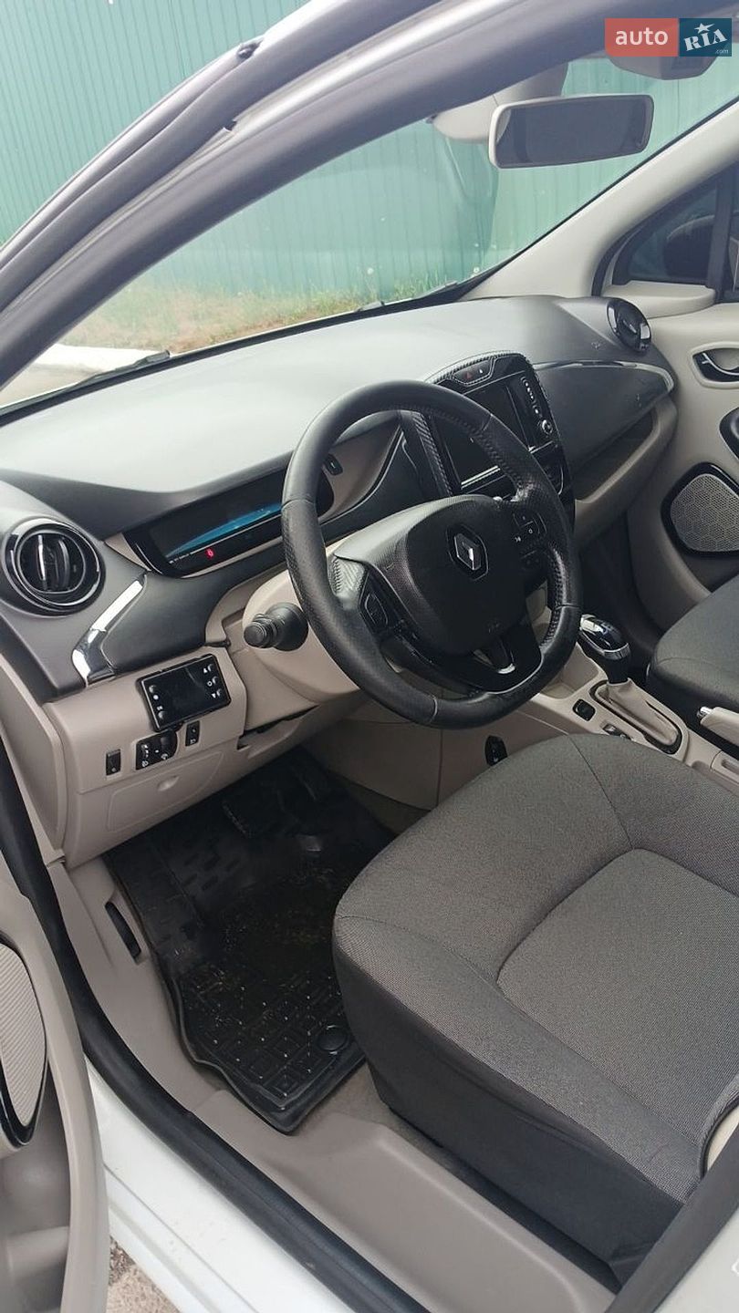 Renault Zoe 2016 VIN VF1AGVYB056015034 фото оголошення 17 з 51