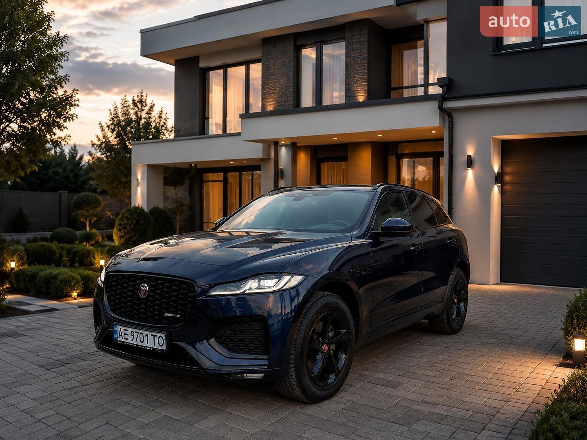 Jaguar F-Pace 2021 VIN SADCA2BX5NA689961 фото оголошення 2 з 6