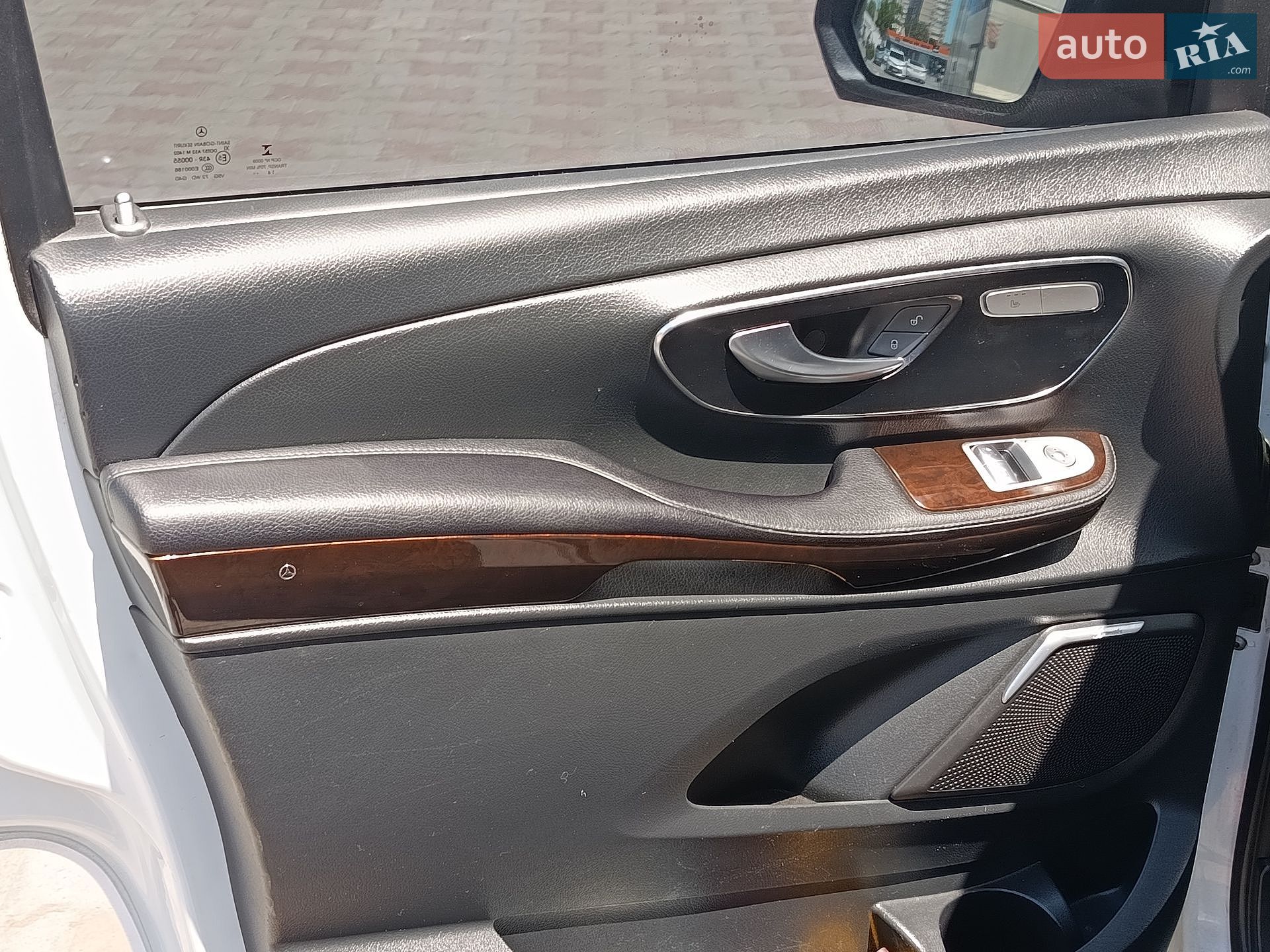 Mercedes-Benz V-Class 2015 VIN WDF44781313033493 фото оголошення 7 з 118