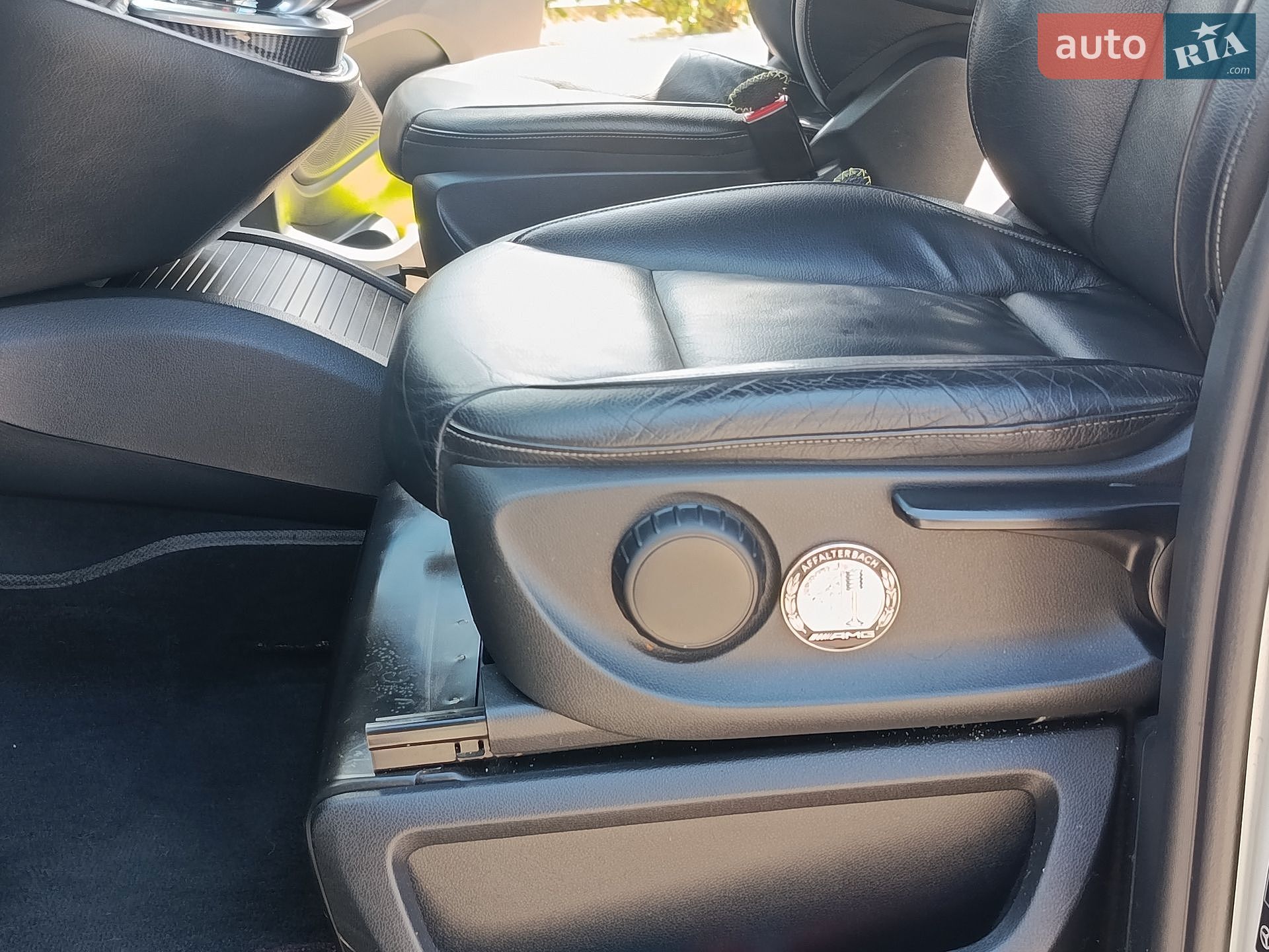 Mercedes-Benz V-Class 2015 VIN WDF44781313033493 фото оголошення 8 з 118