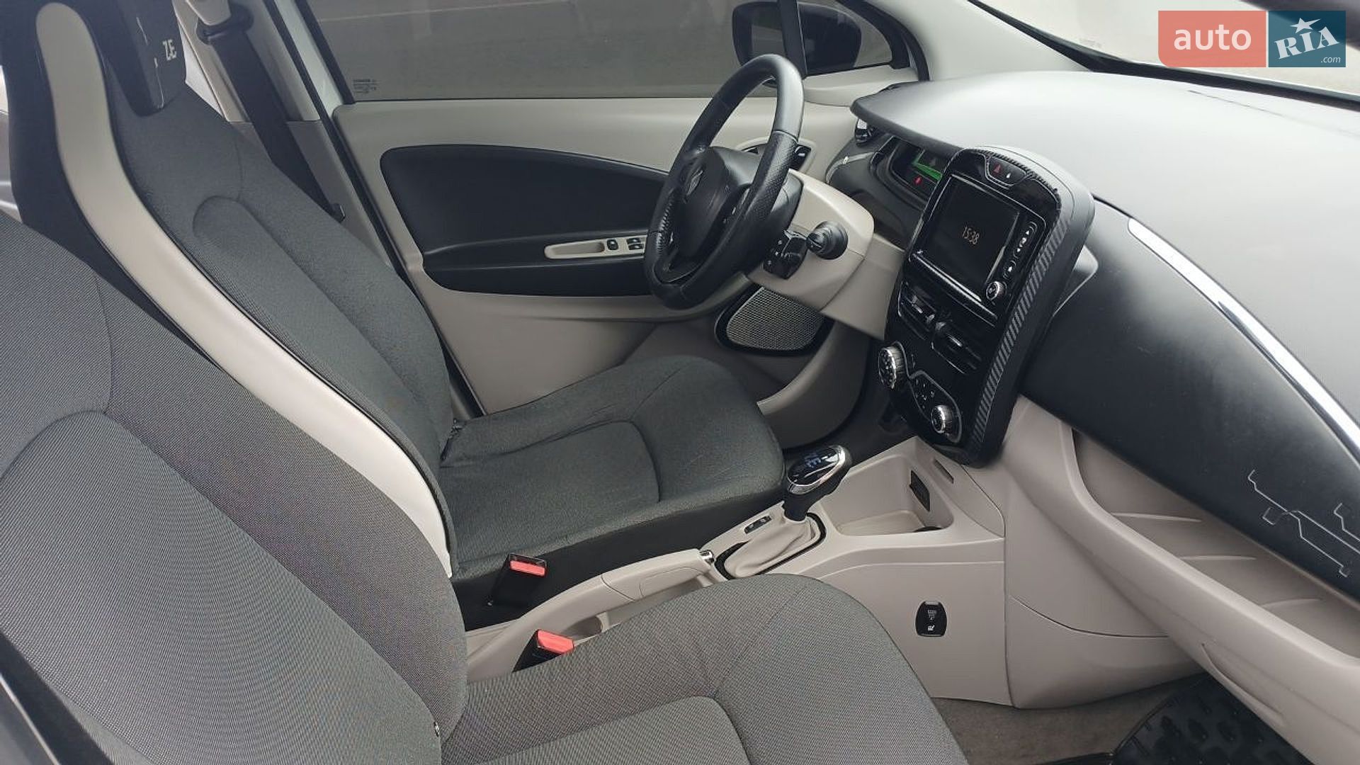 Renault Zoe 2016 VIN VF1AGVYB056015034 фото оголошення 46 з 51