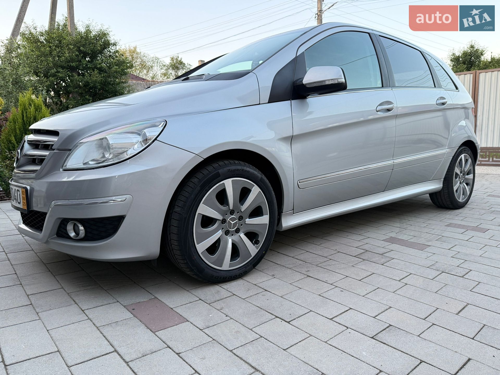 Mercedes-Benz B-Class 2010 VIN WDD2452321J522579 фото оголошення 3 з 23
