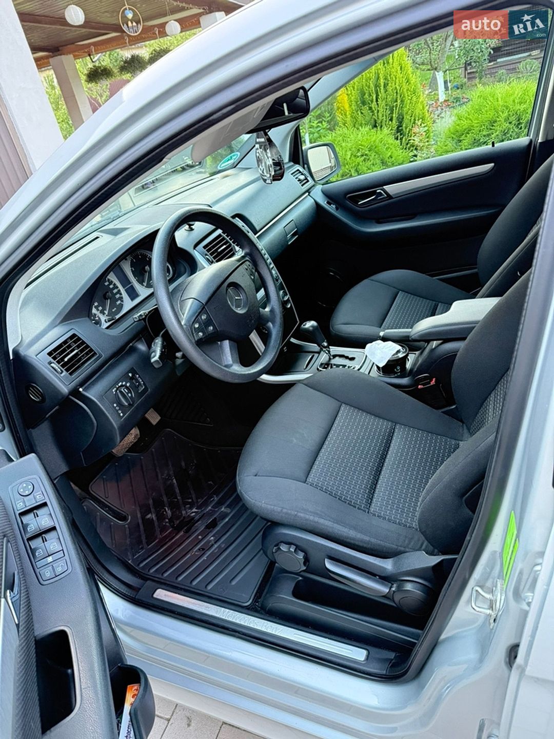 Mercedes-Benz B-Class 2010 VIN WDD2452321J522579 фото оголошення 17 з 23