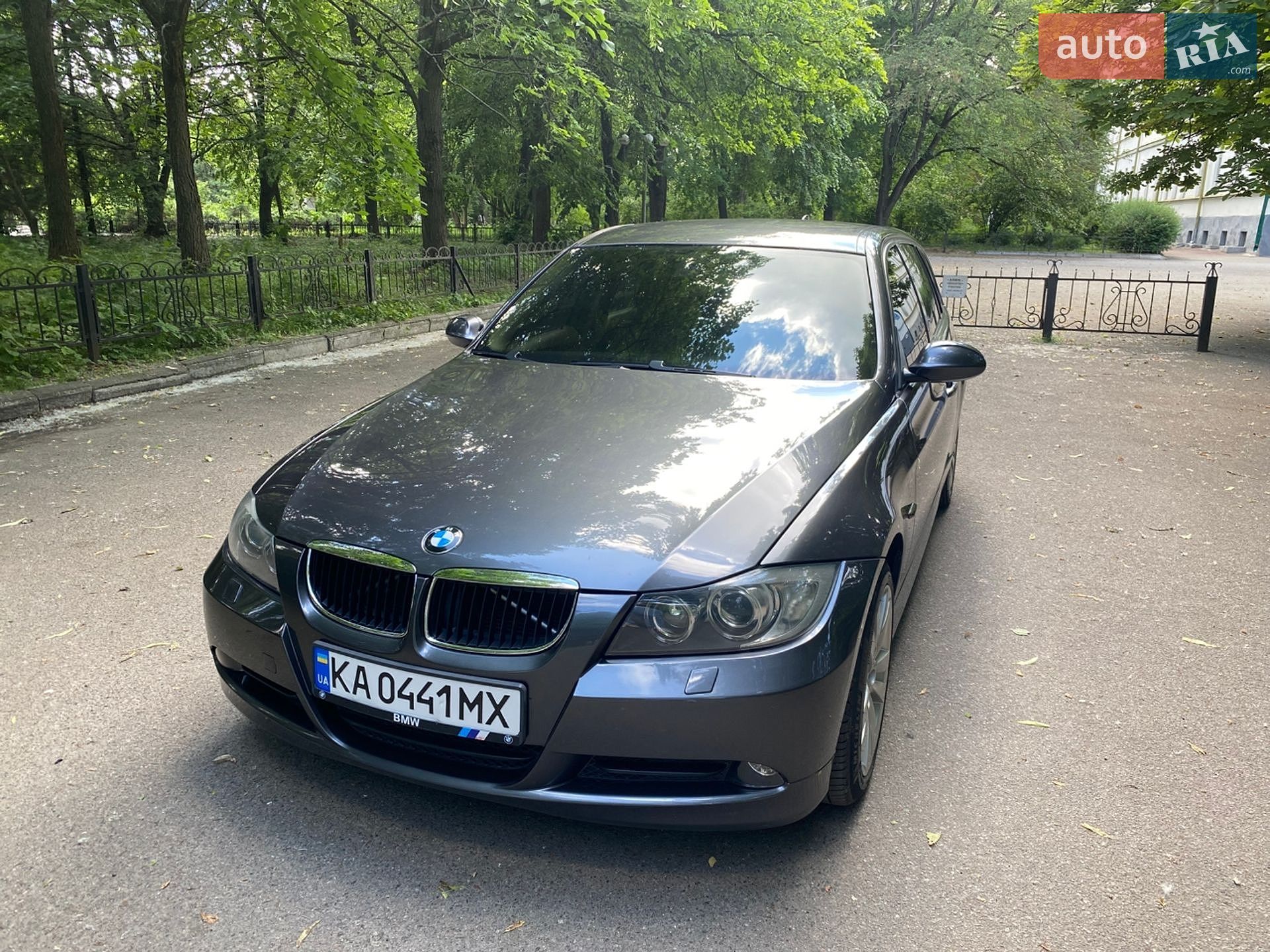 BMW 3 Series 2006 VIN WBAVU310X0KY37592 фото оголошення 4 з 28