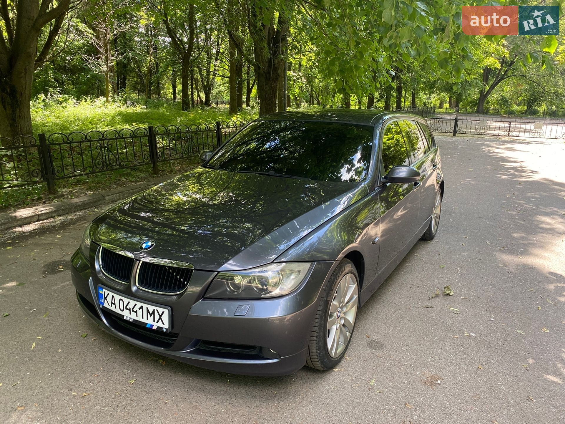 BMW 3 Series 2006 VIN WBAVU310X0KY37592 фото оголошення 8 з 16