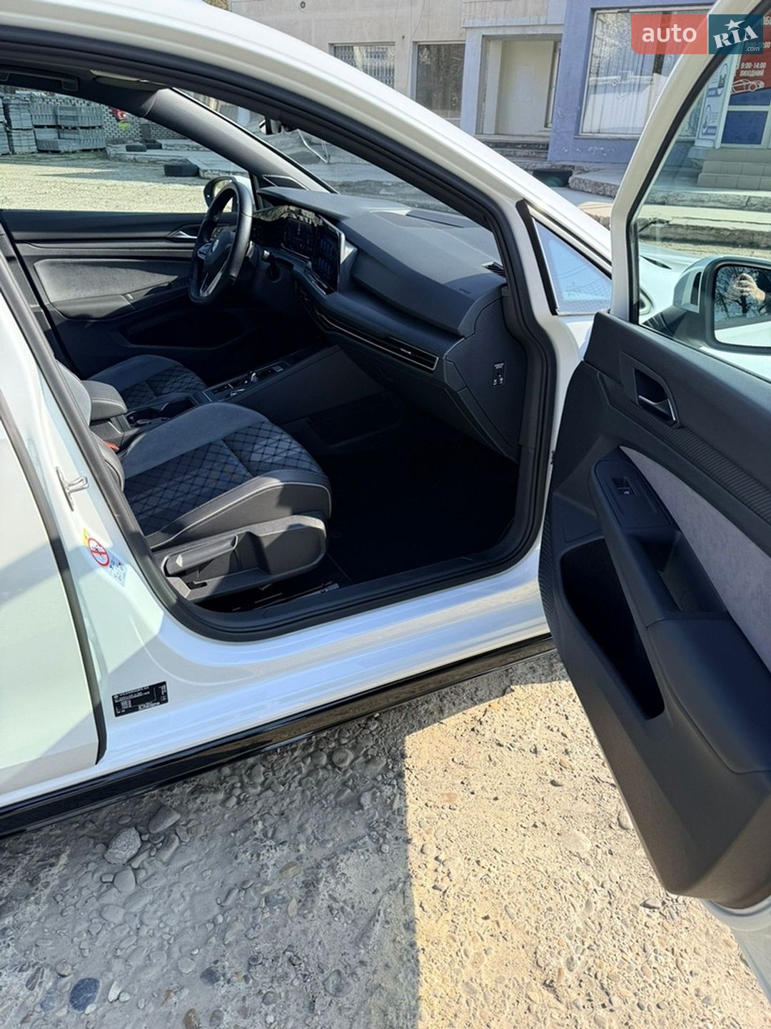 Volkswagen Golf 2021 VIN WVWZZZCDZNW501405 фото оголошення 24 з 25