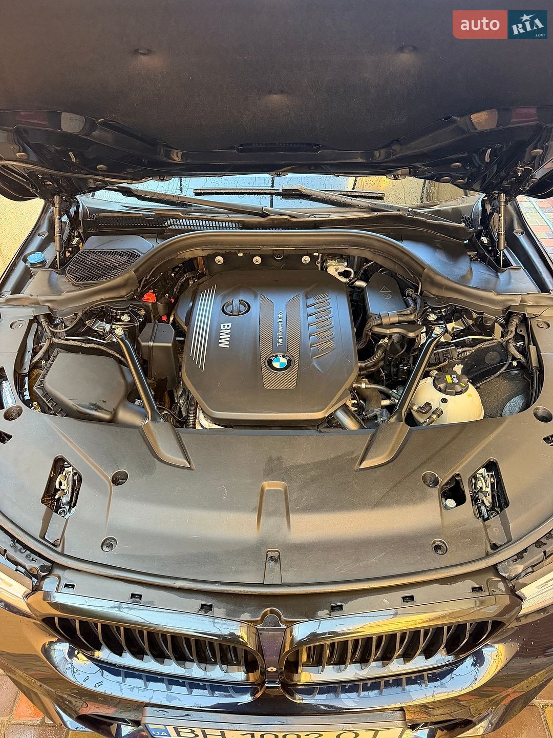 BMW 6 Series GT 2017 VIN WBAJW81060BK58928 фото оголошення 16 з 30