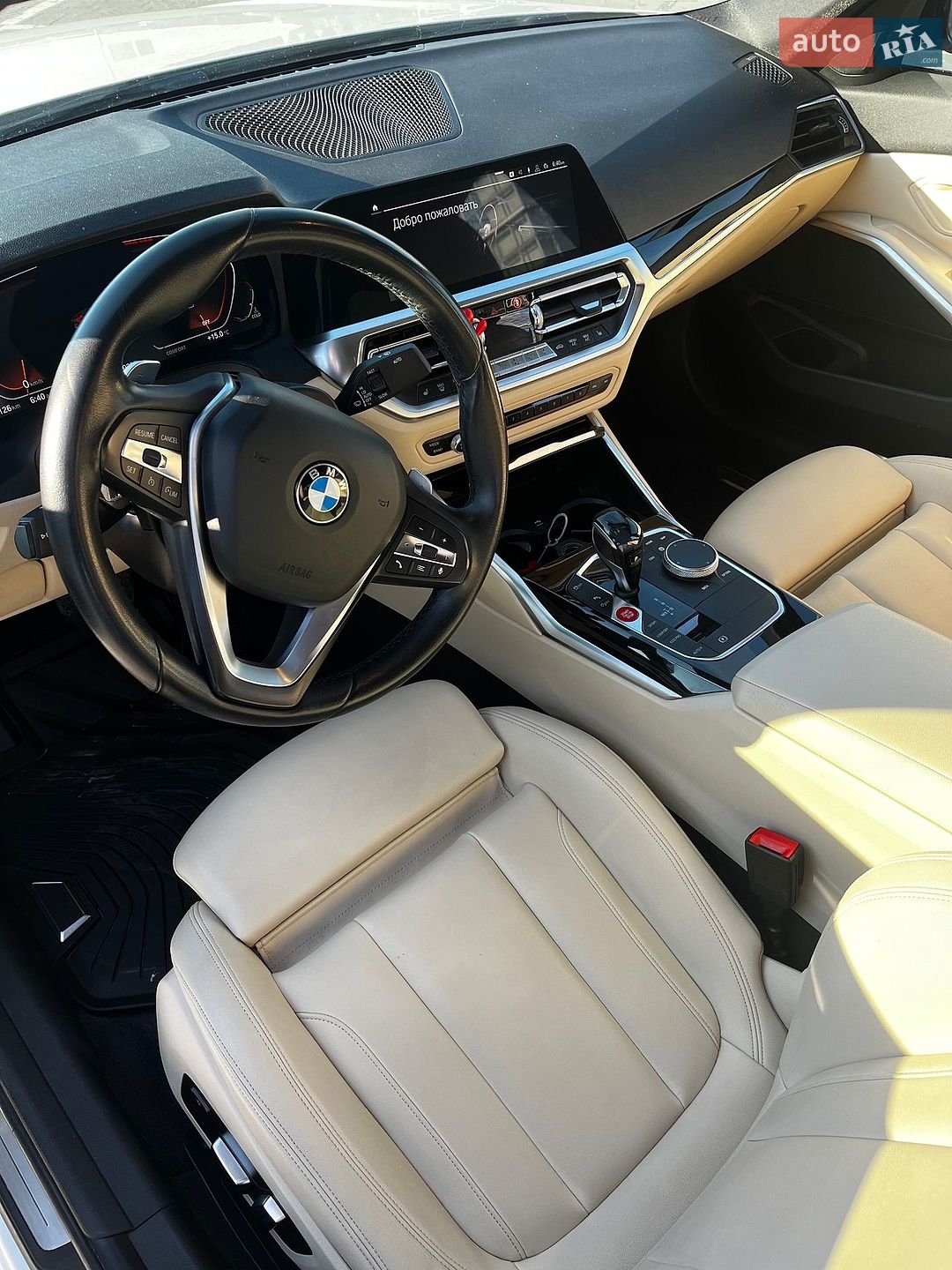 BMW 3 Series 2019 VIN WBA5R1C5XKAK10124 фото оголошення 9 з 20