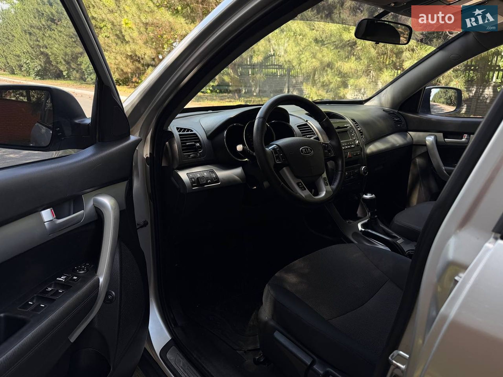 Kia Sorento 2012 VIN Y6DKU811CC5280951 фото оголошення 10 з 19