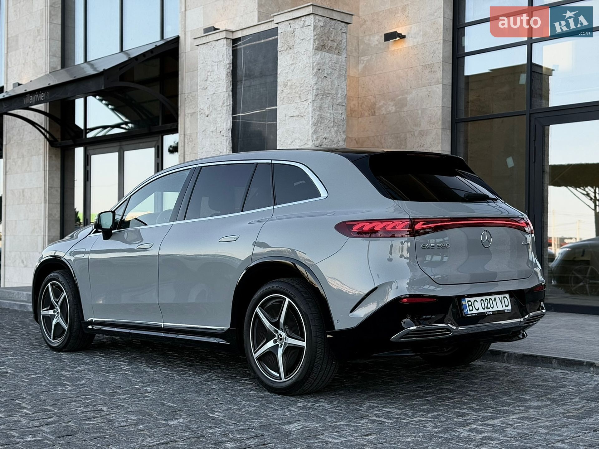Mercedes-Benz EQS SUV 2023 VIN 4JGDM4EBXPA021025 фото оголошення 14 з 99