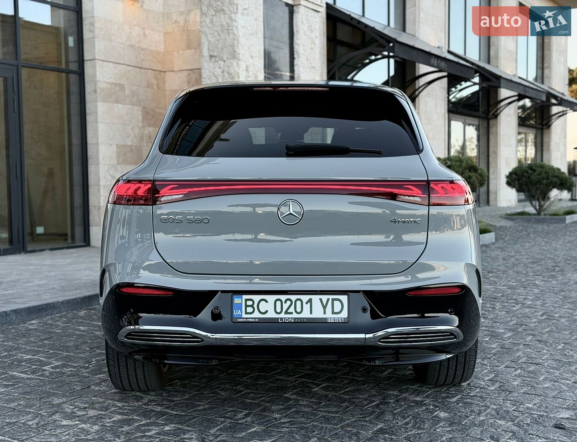 Mercedes-Benz EQS SUV 2023 VIN 4JGDM4EBXPA021025 фото оголошення 18 з 99