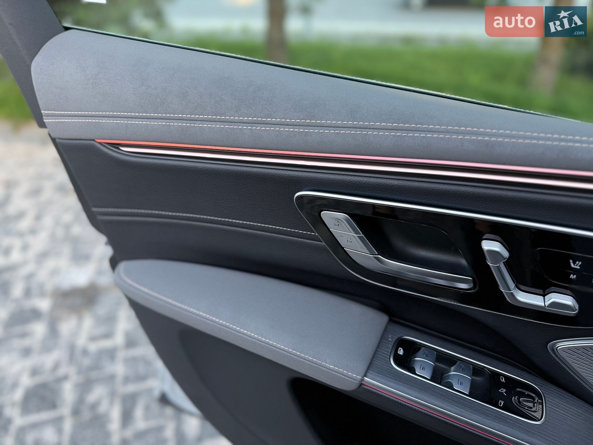 Mercedes-Benz EQS SUV 2023 VIN 4JGDM4EBXPA021025 фото оголошення 30 з 99