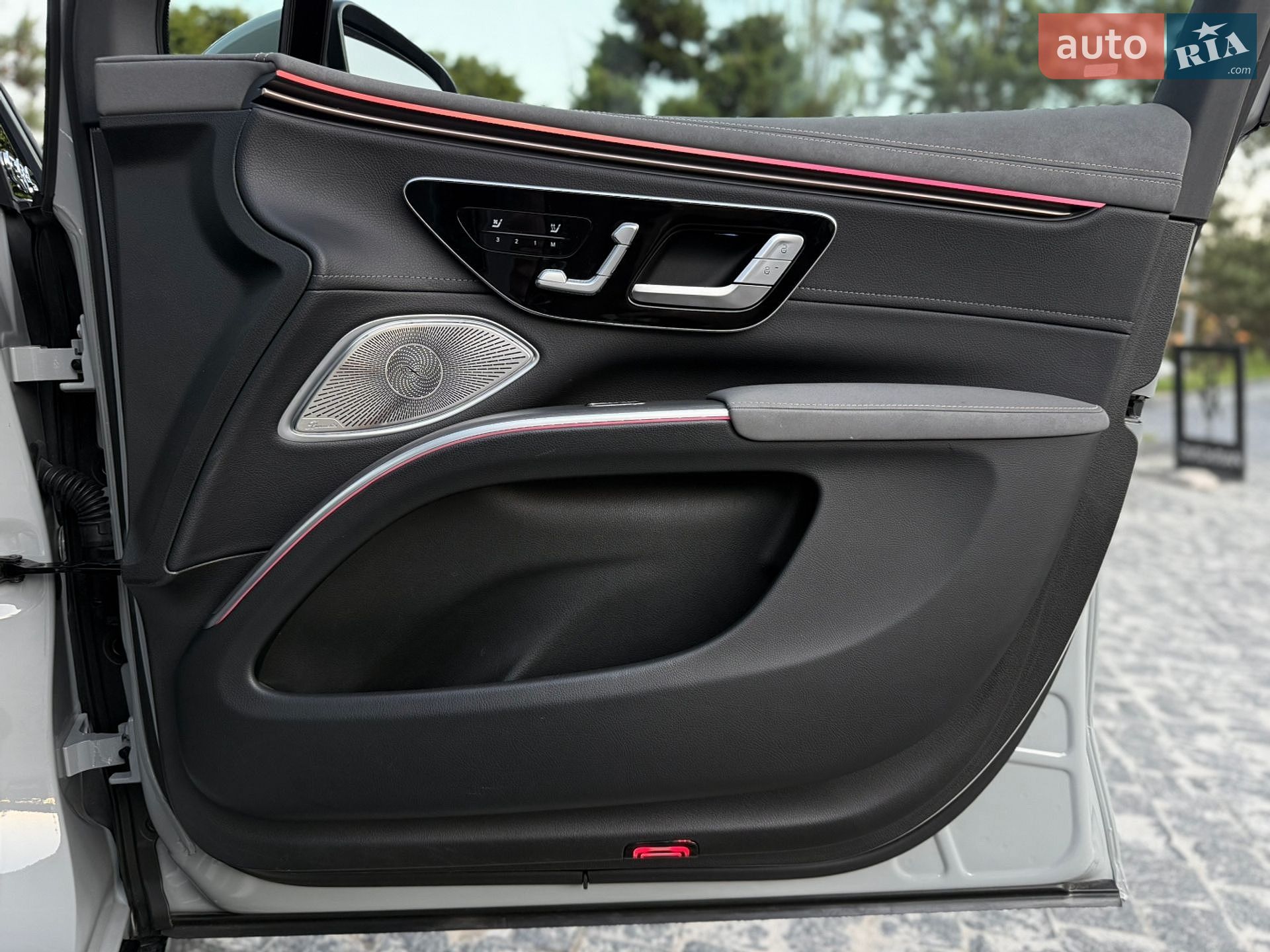 Mercedes-Benz EQS SUV 2023 VIN 4JGDM4EBXPA021025 фото оголошення 89 з 99