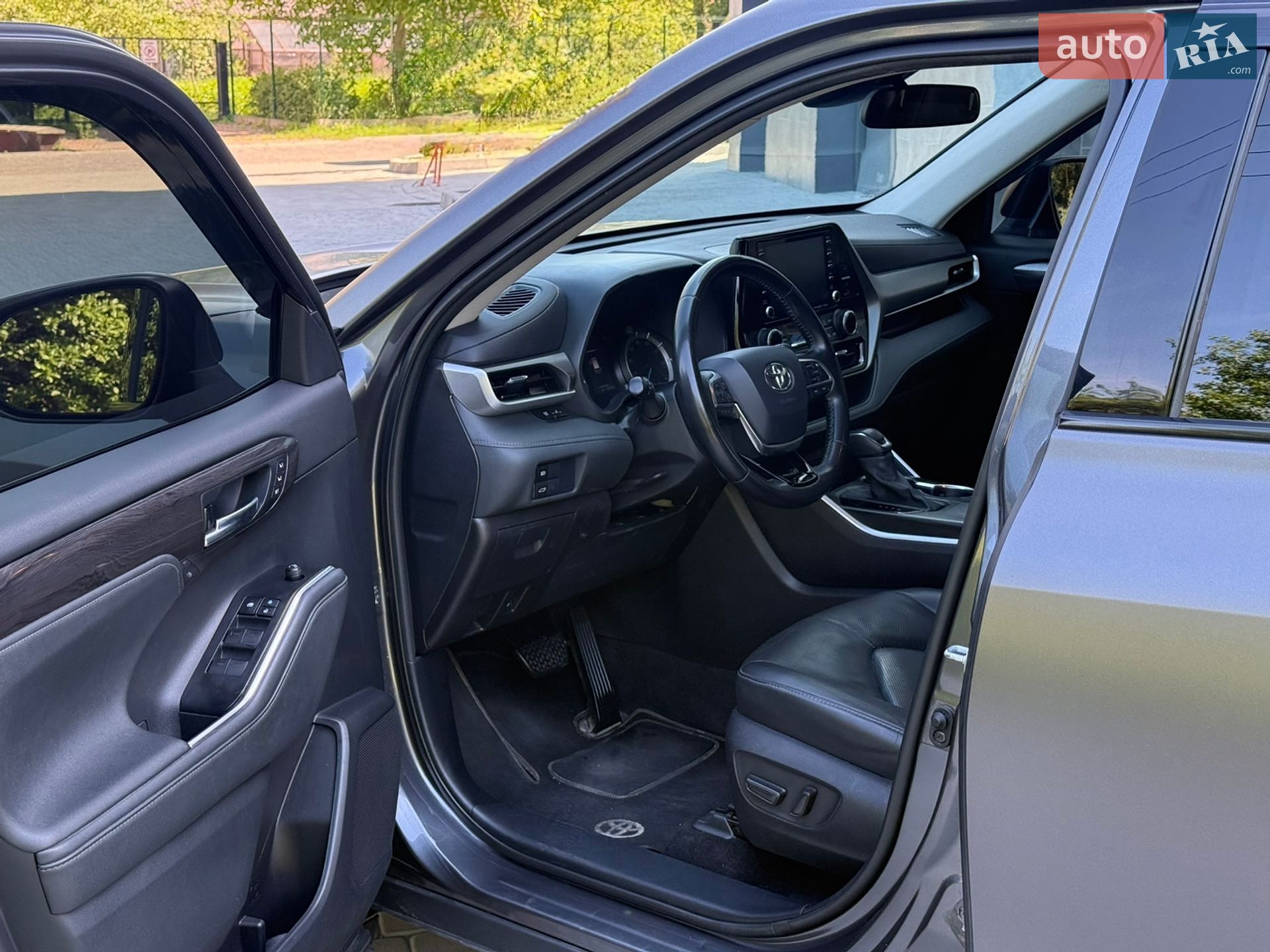 Toyota Highlander 2021 VIN 5TDBBRCH2MS047476 фото оголошення 13 з 22