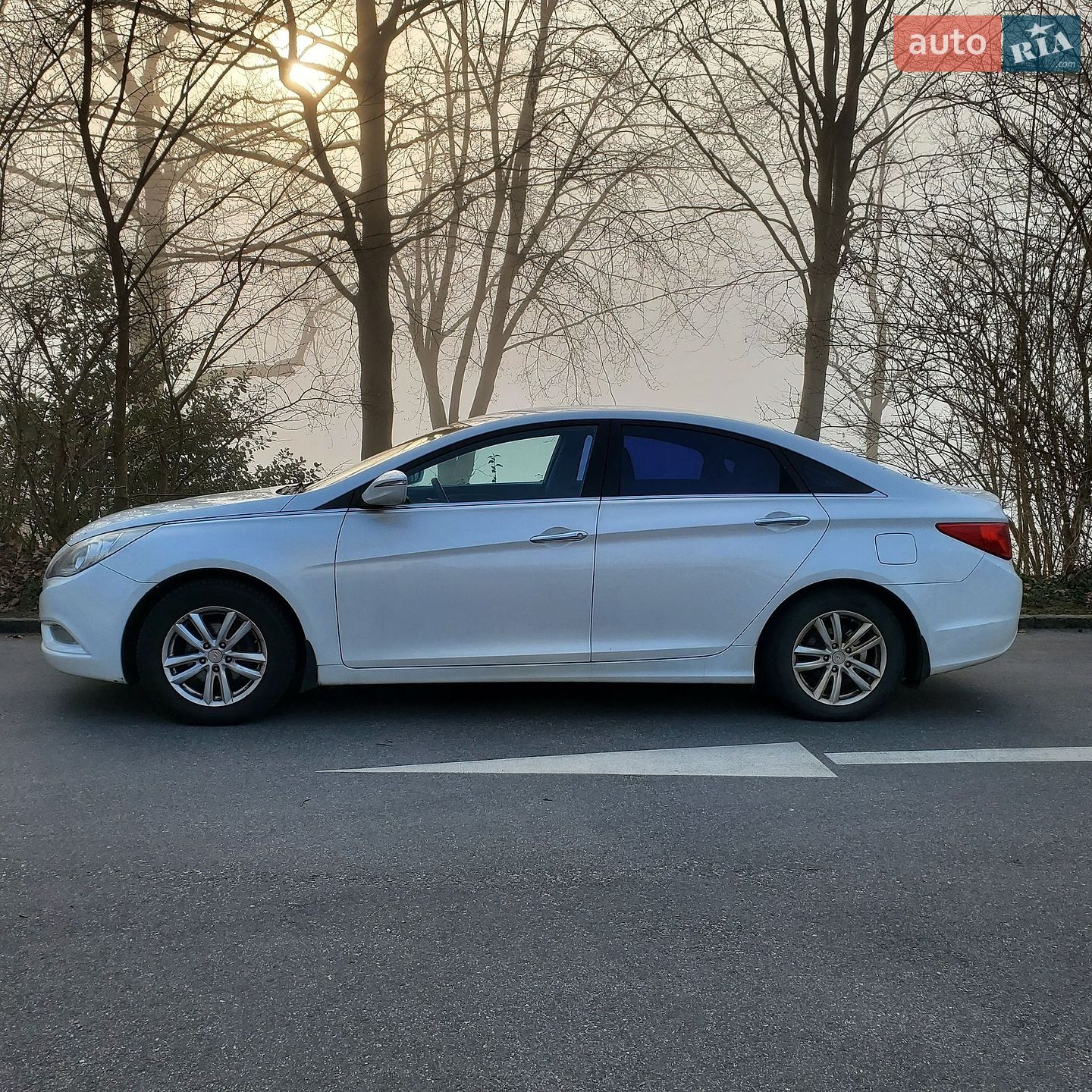 Hyundai Sonata 2011 VIN KMHEC41BBCA382093 фото оголошення 6 з 8