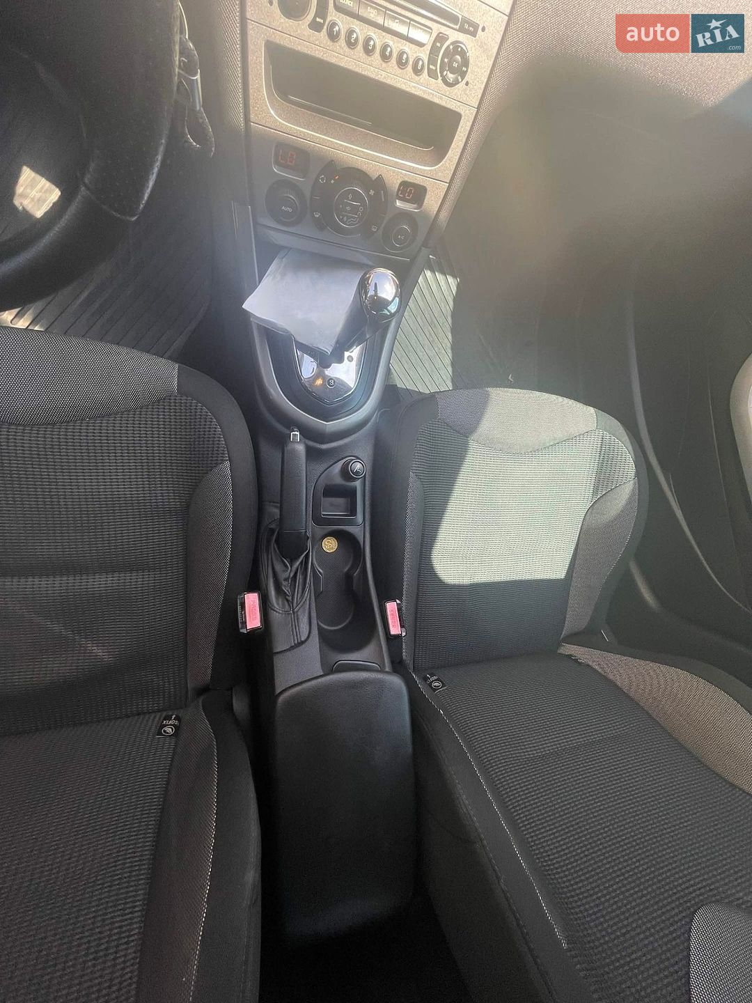 Peugeot 308 2008 VIN VF34C9HXC55241885 фото оголошення 12 з 16