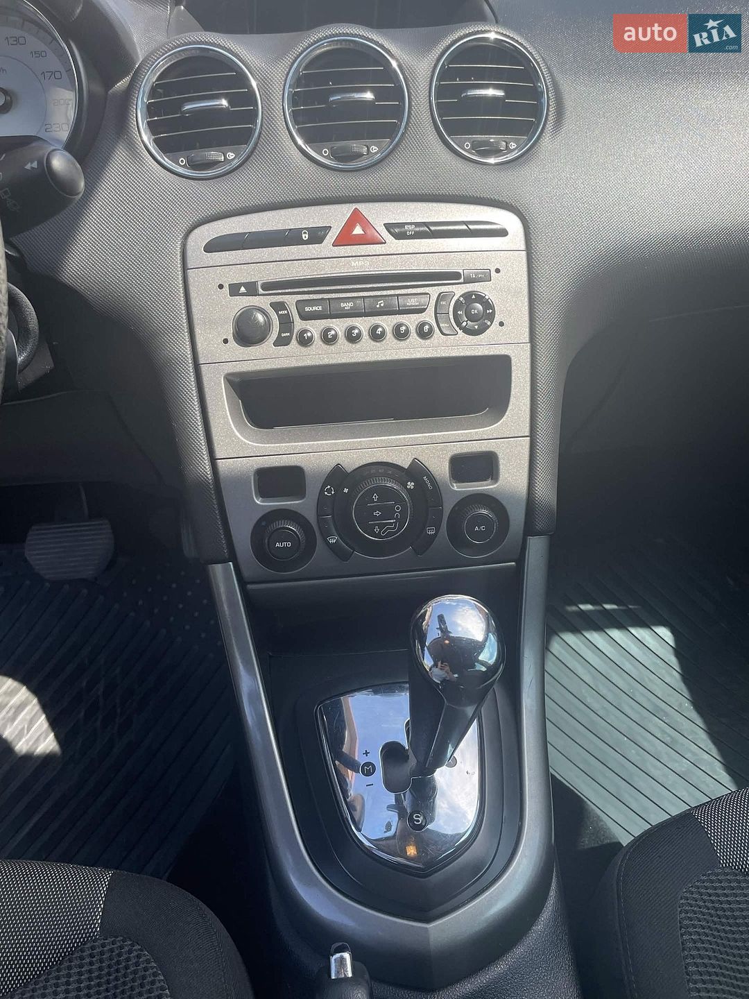 Peugeot 308 2008 VIN VF34C9HXC55241885 фото оголошення 14 з 16