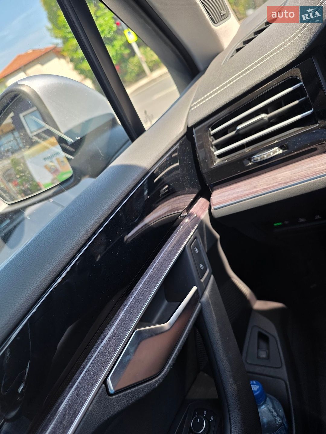 Volkswagen Touareg 2020 VIN WVGZZZCRZMD000575 фото оголошення 2 з 24