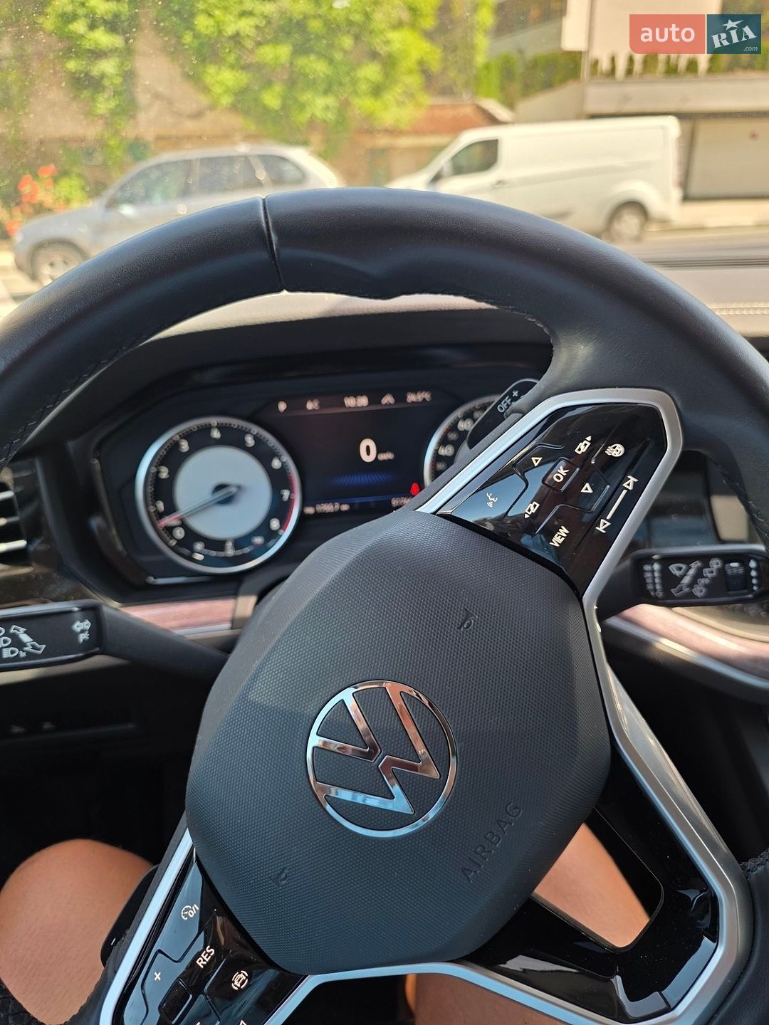 Volkswagen Touareg 2020 VIN WVGZZZCRZMD000575 фото оголошення 5 з 24