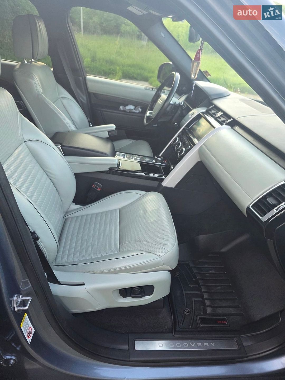 Land Rover Discovery 2018 VIN SALRT2RK6KA088394 фото оголошення 92 з 98