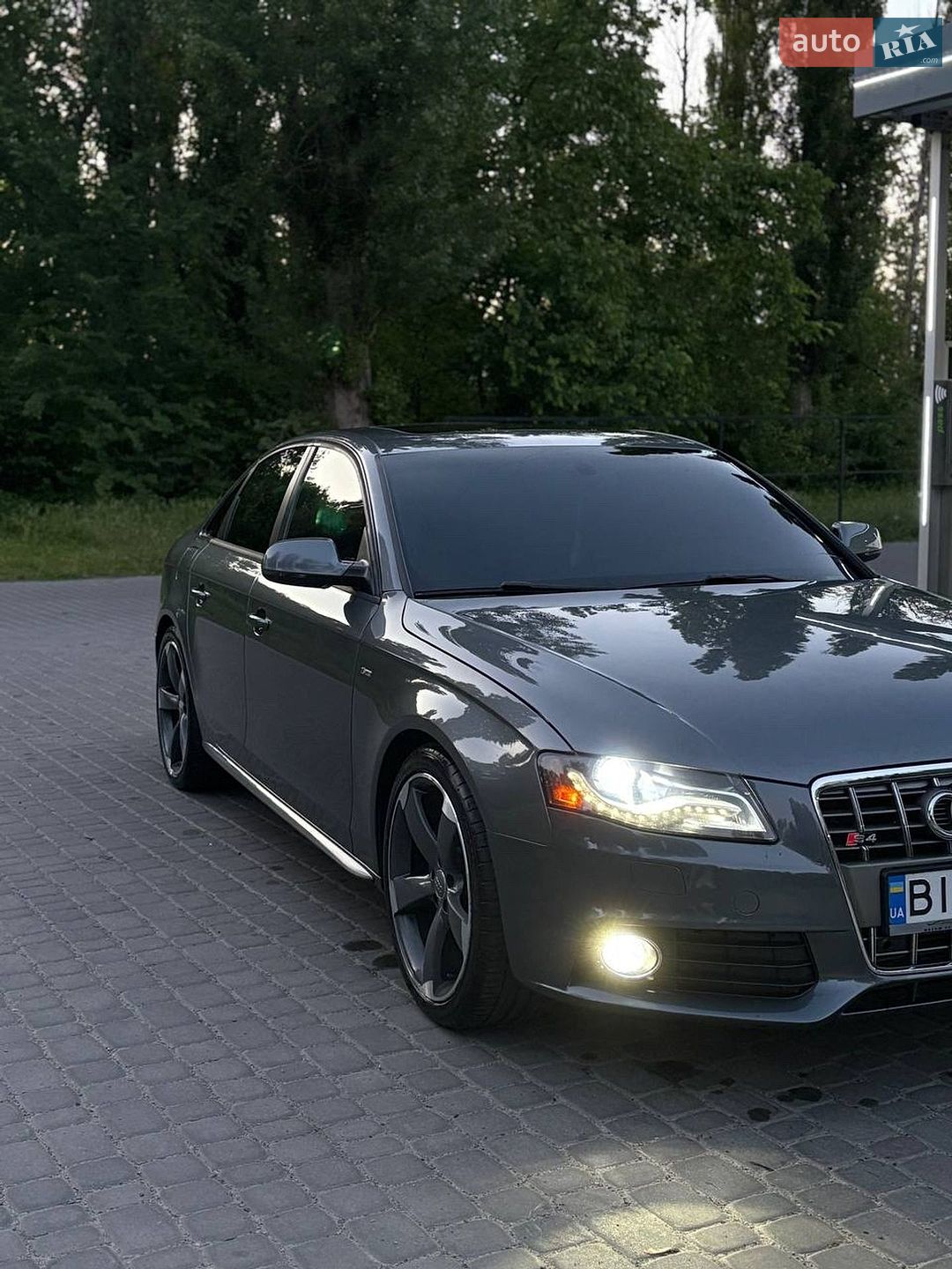 Audi A4 2011 VIN WAUKFAFL6CN002712 фото оголошення 22 з 27