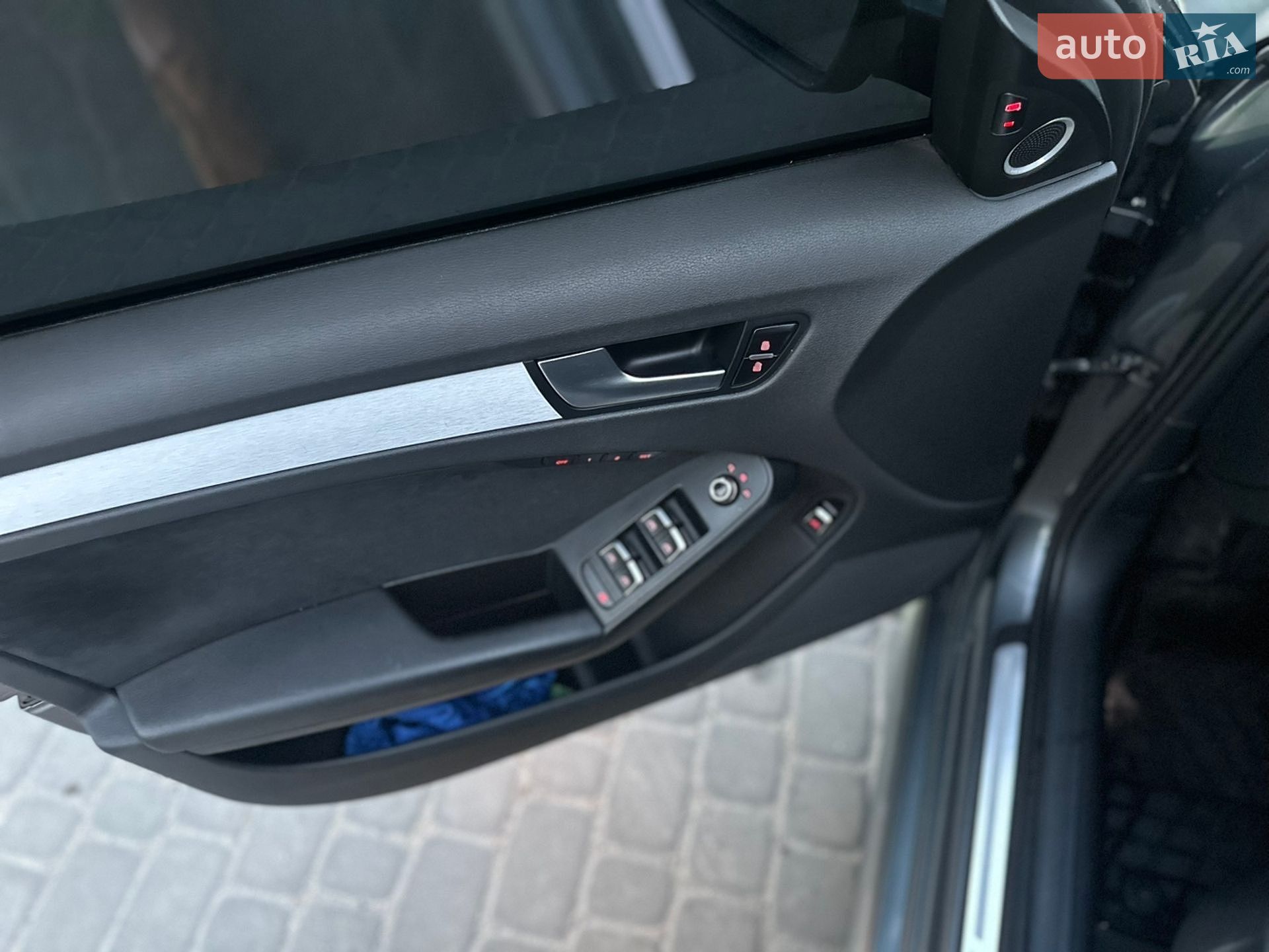 Audi A4 2011 VIN WAUKFAFL6CN002712 фото оголошення 25 з 27