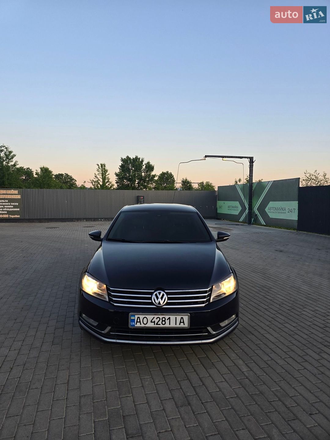 Volkswagen Passat 2011 VIN WVWZZZ3CZBP331253 фото оголошення 2 з 9