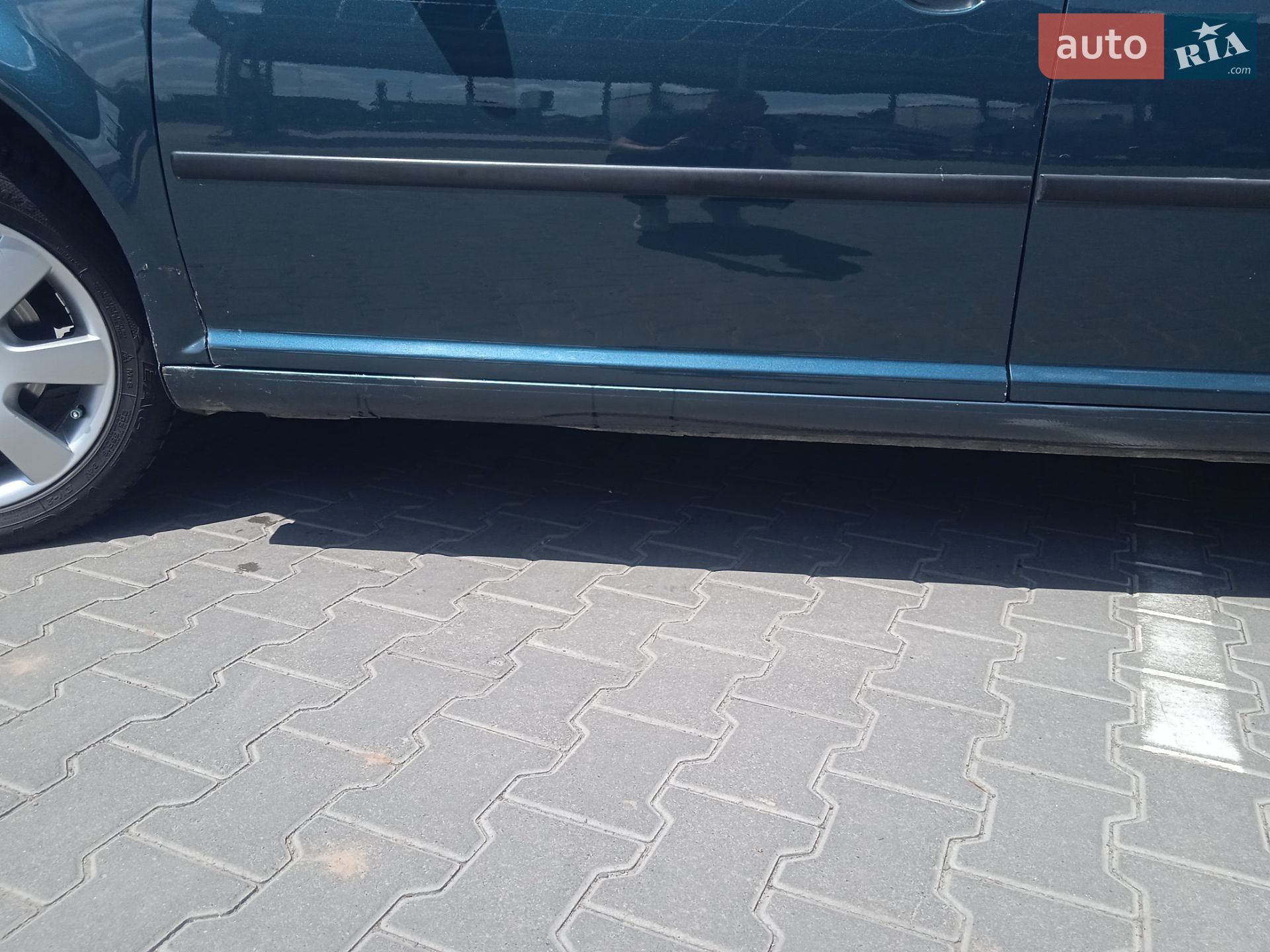 Volkswagen Golf 2001 VIN WVWZZZ1JZ1W723073 фото оголошення 7 з 37