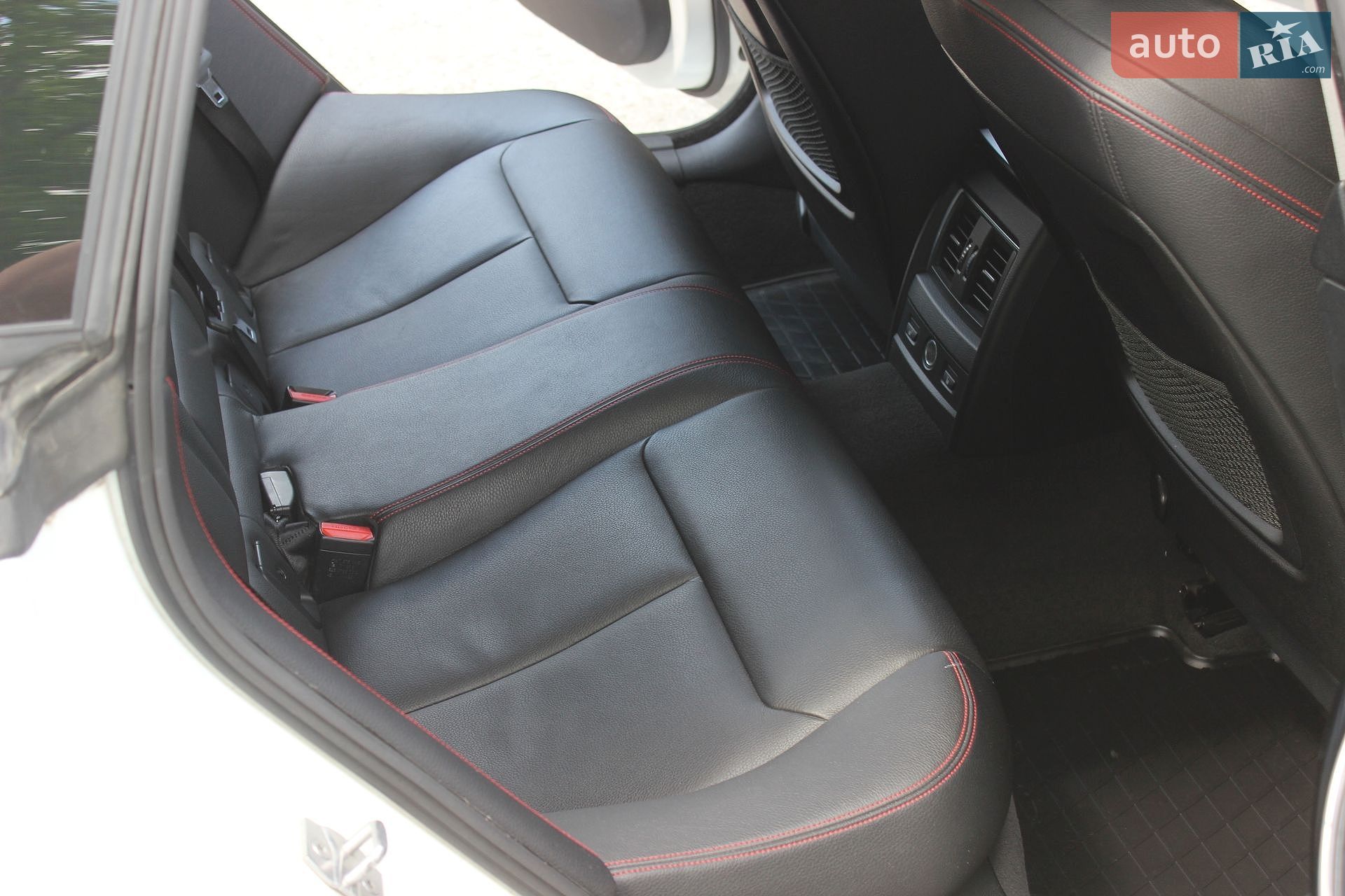 BMW 4 Series 2015 VIN WBA4F1104GG316360 фото оголошення 36 з 65