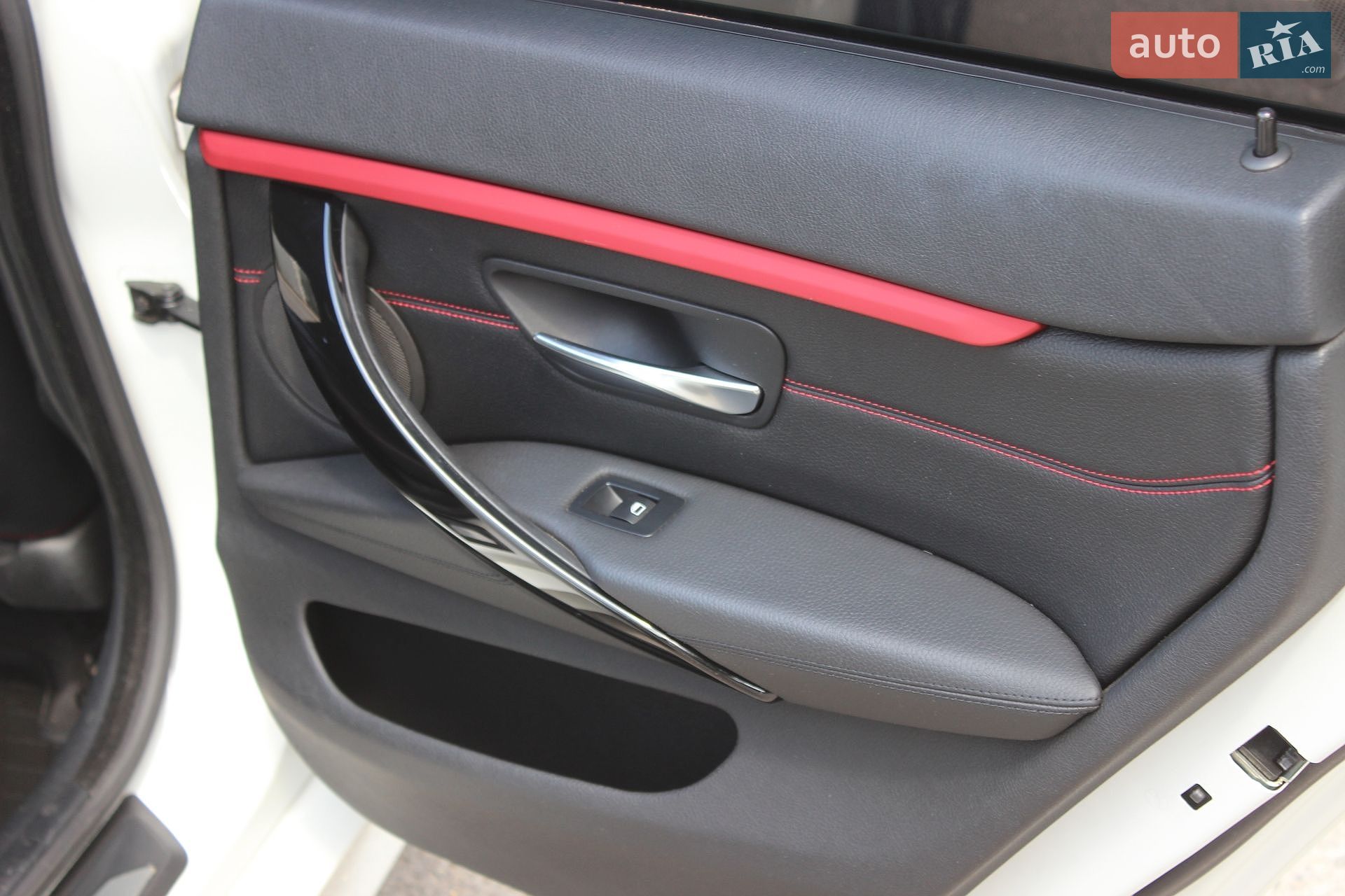 BMW 4 Series 2015 VIN WBA4F1104GG316360 фото оголошення 38 з 65