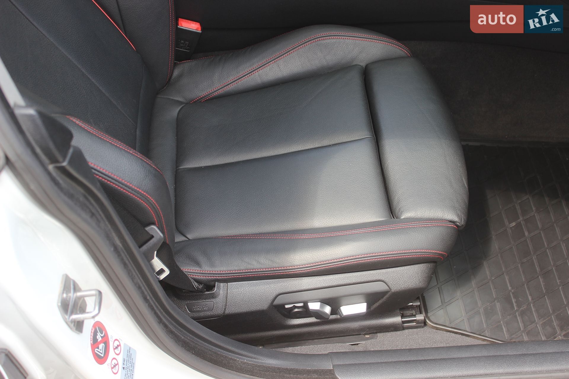 BMW 4 Series 2015 VIN WBA4F1104GG316360 фото оголошення 40 з 65