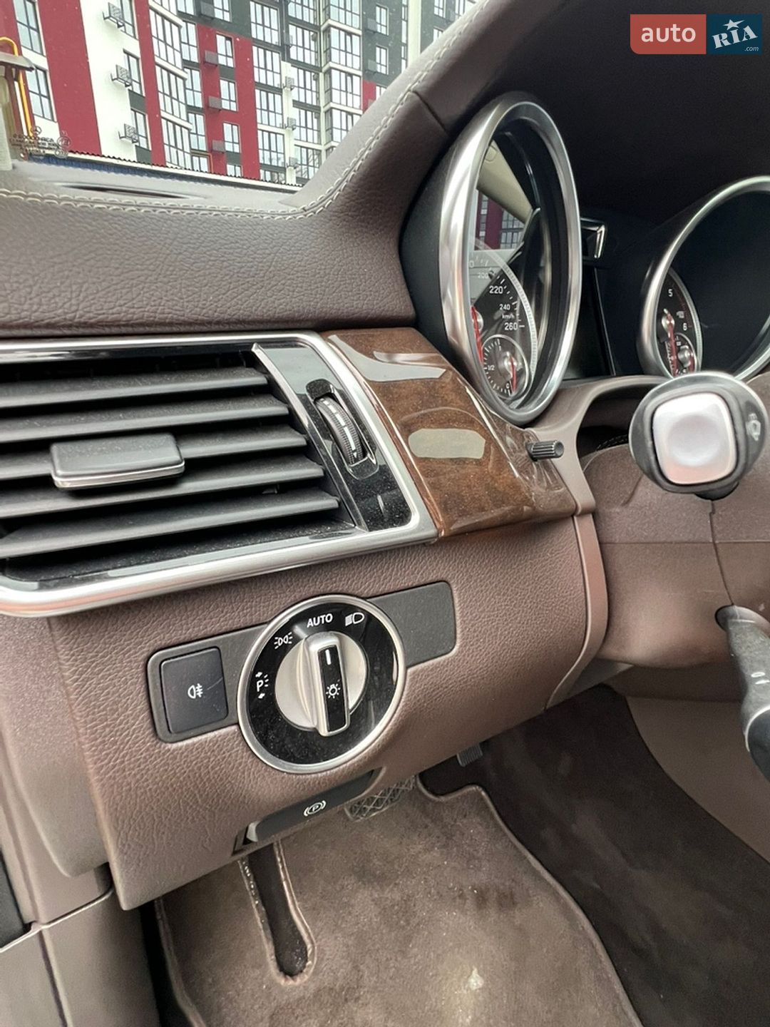 Mercedes-Benz GLS-Class 2017 VIN WDC1668241B066322 фото оголошення 19 з 33