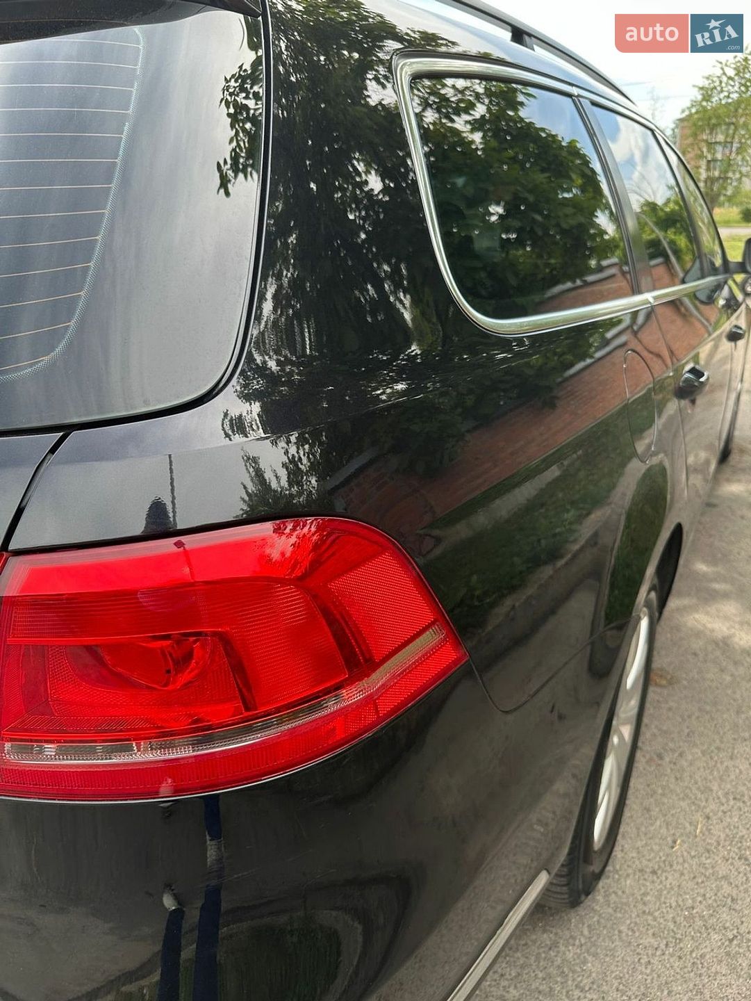Volkswagen Passat 2012 VIN WVWZZZ3CZDE036046 фото оголошення 2 з 51