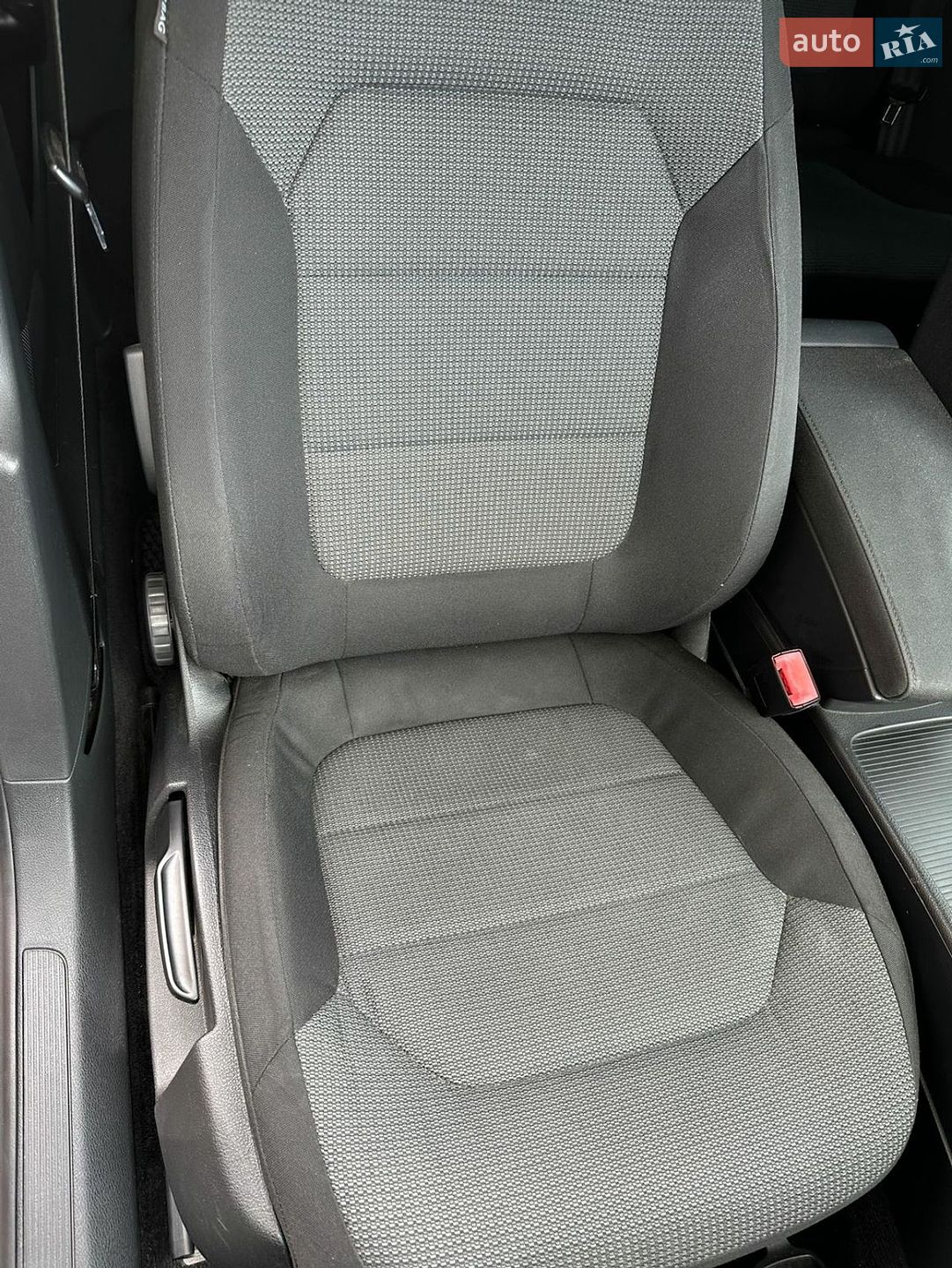 Volkswagen Passat 2012 VIN WVWZZZ3CZDE036046 фото оголошення 34 з 51