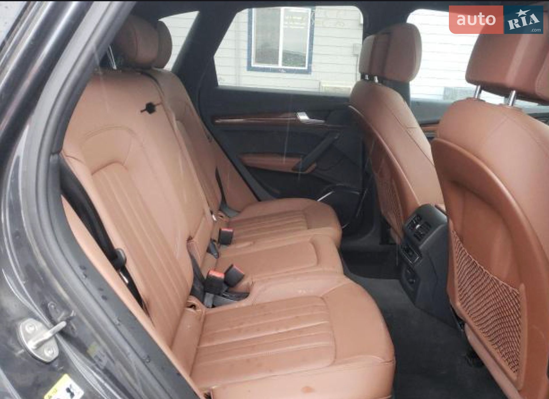 Audi Q5 2020 VIN WA1BAAFY3M2007926 фото оголошення 16 з 16