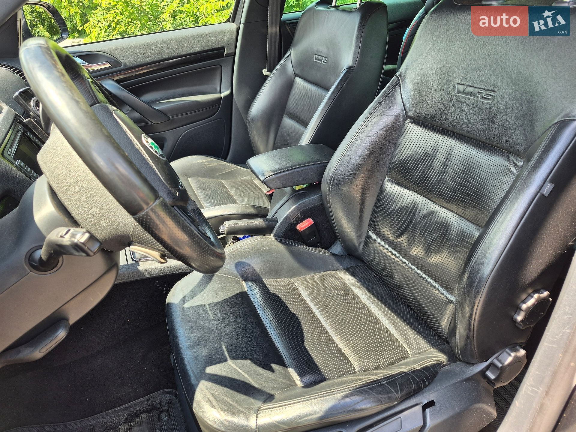 Skoda Octavia 2011 VIN TMBUH61Z0C2106287 фото оголошення 8 з 49