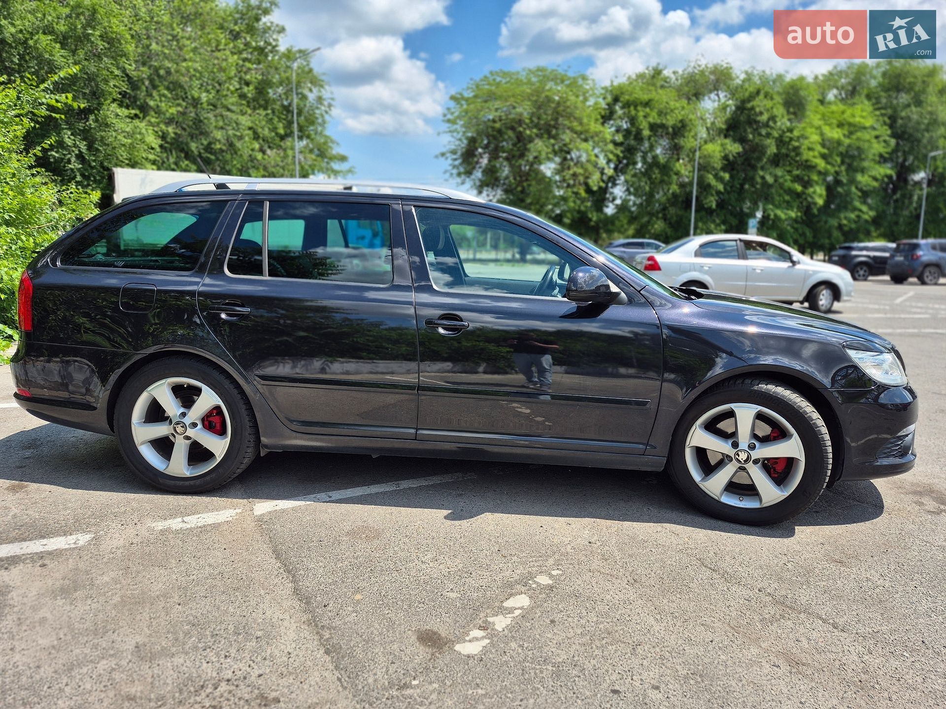 Skoda Octavia 2011 VIN TMBUH61Z0C2106287 фото оголошення 18 з 49