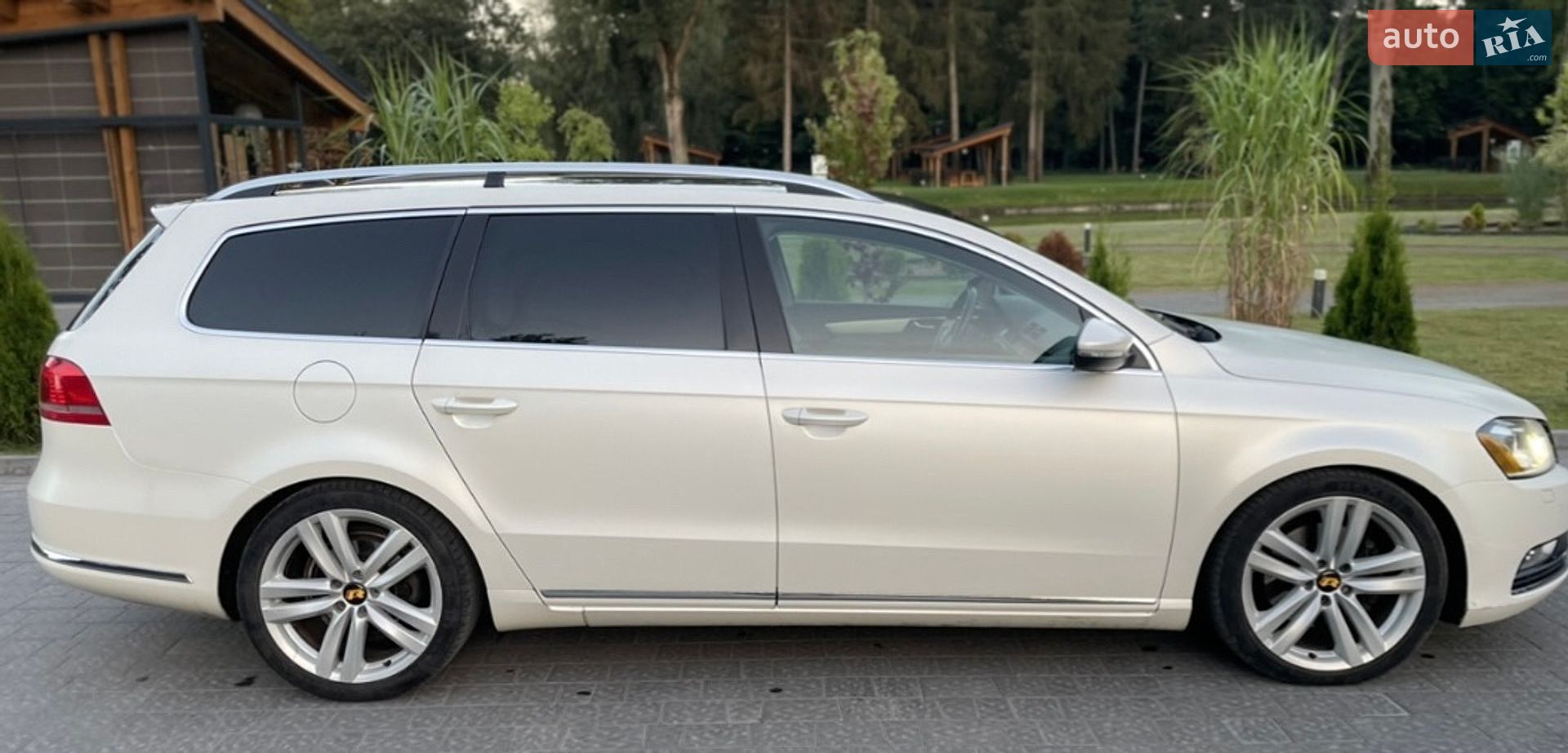 Volkswagen Passat 2013 VIN WVWZZZ3CZEE014848 фото оголошення 2 з 14