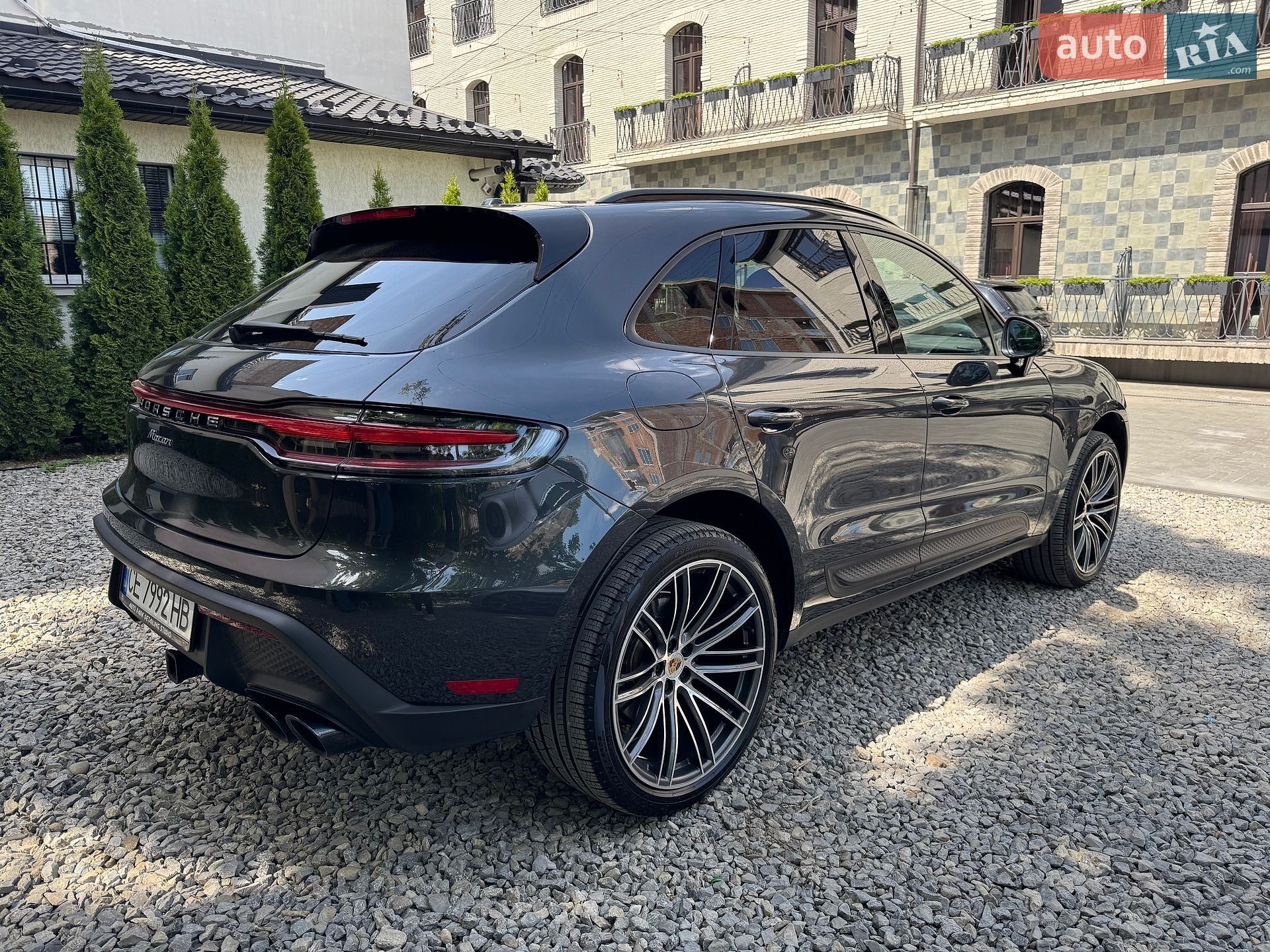 Porsche Macan 2023 VIN WP1AA2A56RLB03053 фото оголошення 2 з 28