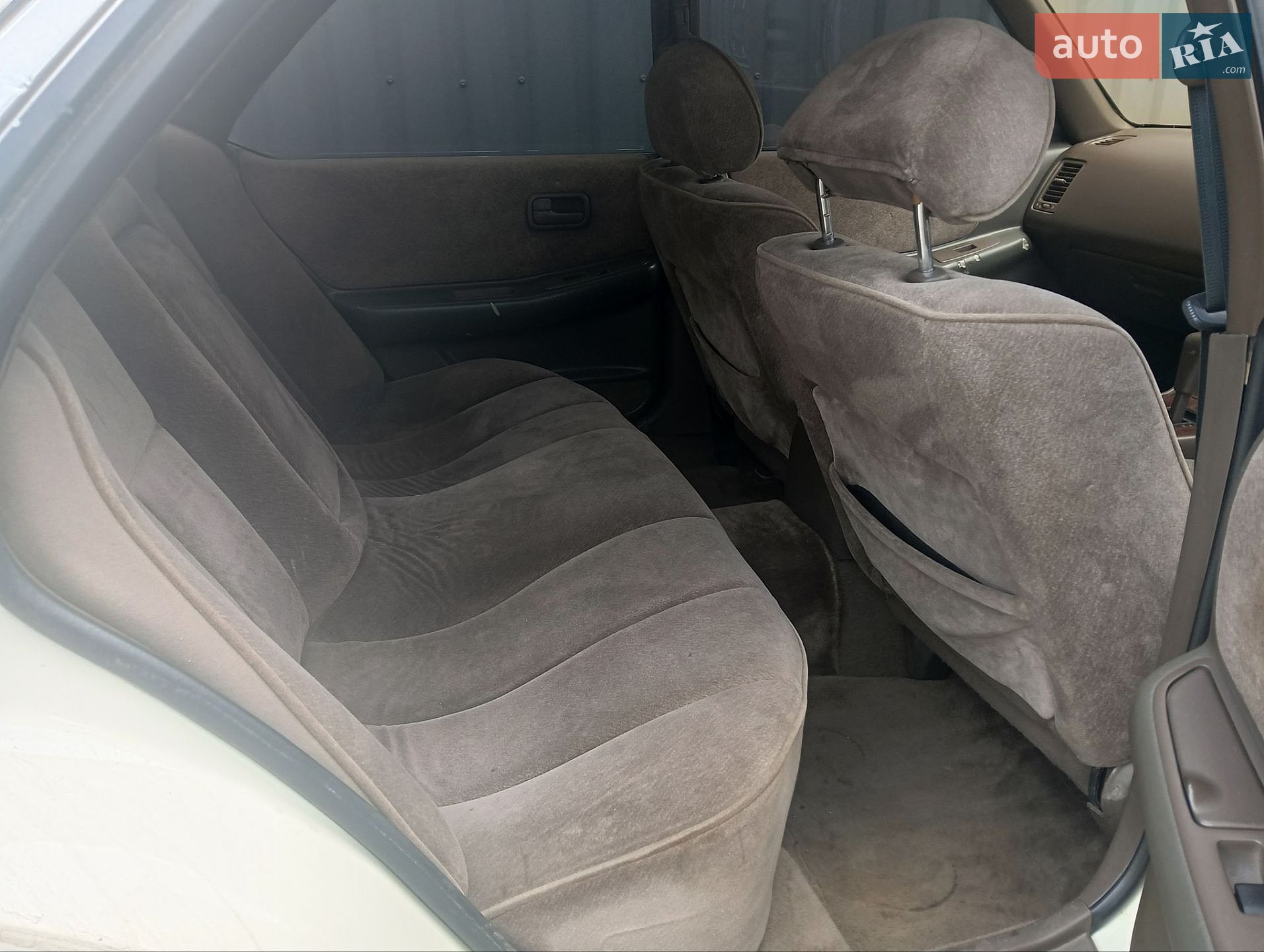Nissan Laurel 1993 VIN JN1HC3000P4039684 фото оголошення 9 з 9