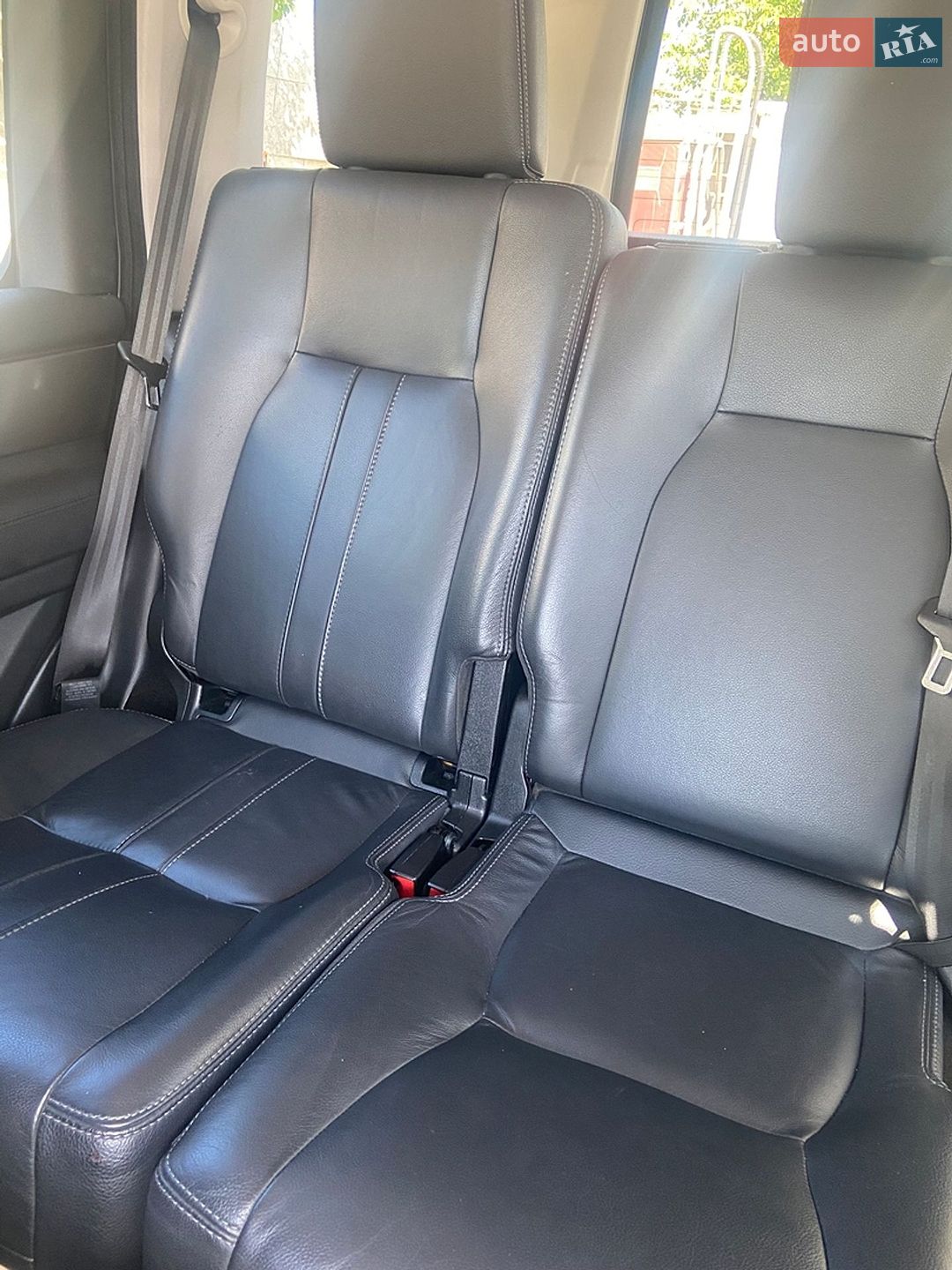 Land Rover Discovery 2015 VIN SALLAAAG6GA796258 фото оголошення 19 з 24