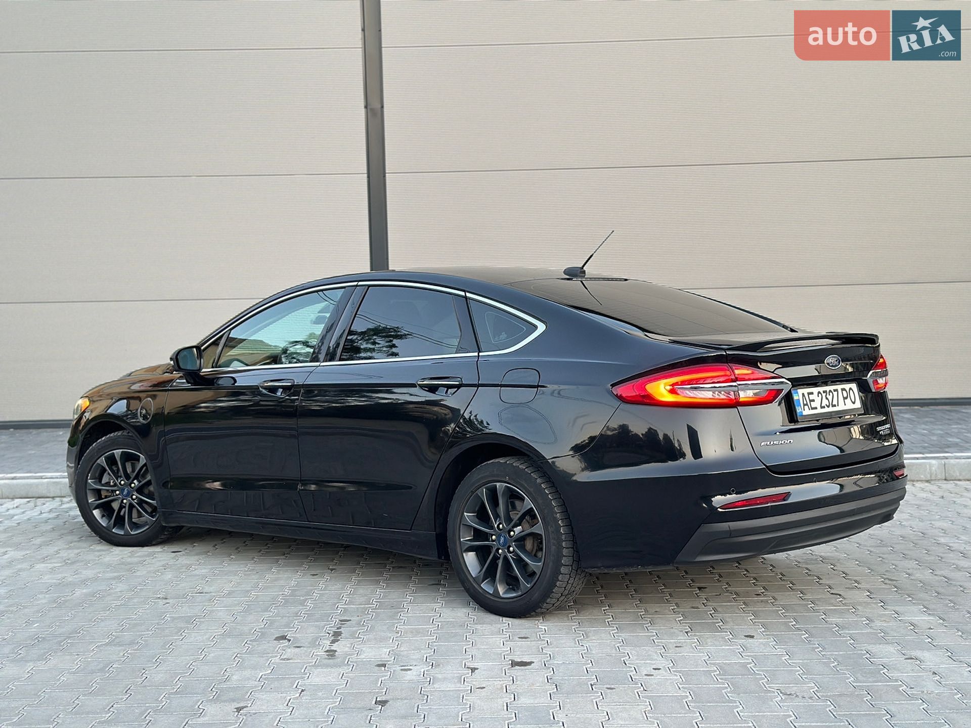 Ford Fusion 2020 VIN 3FA6P0SUXLR228863 фото оголошення 5 з 25