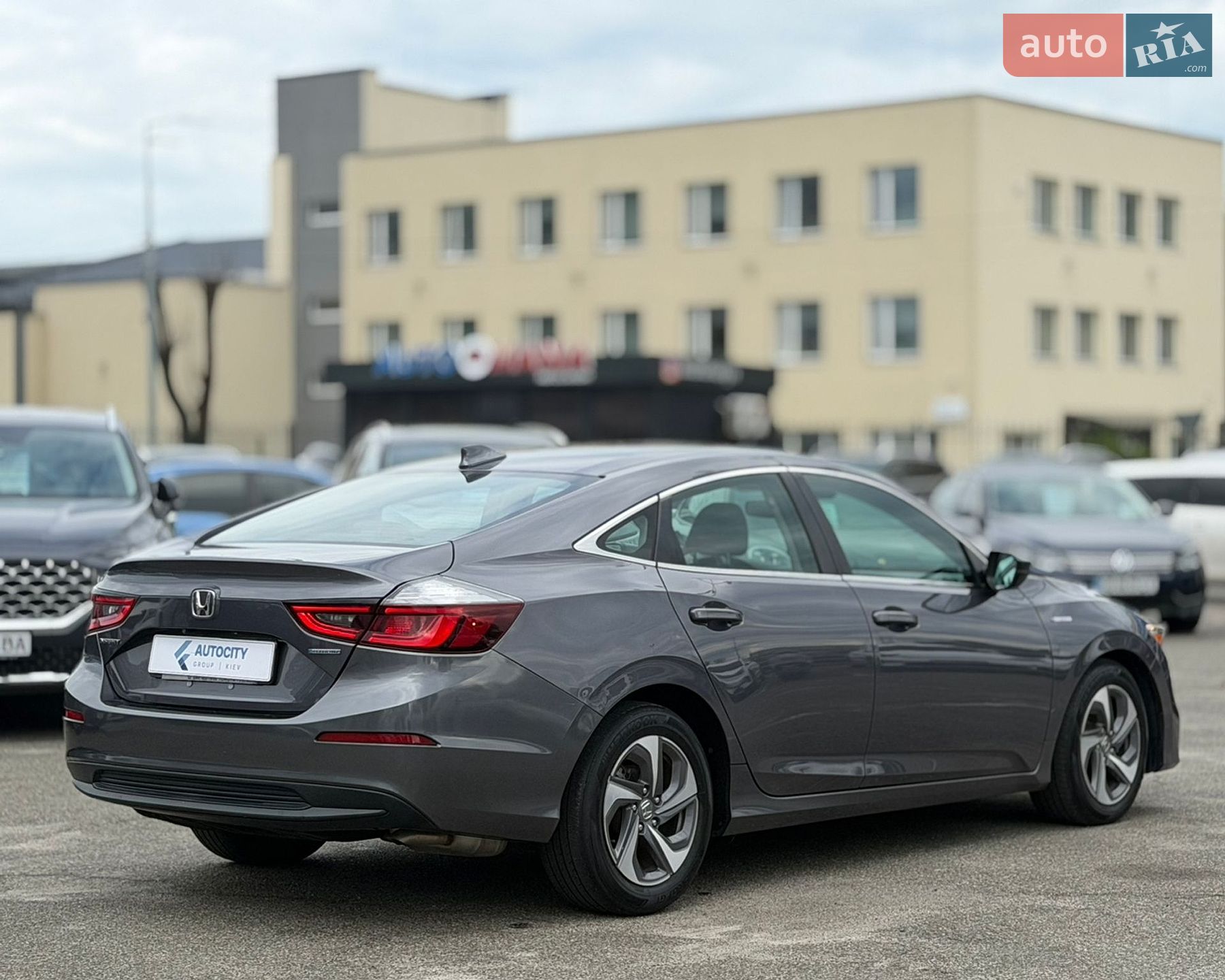 Honda Insight 2018 VIN 19XZE4F1XKE009539 фото оголошення 7 з 23
