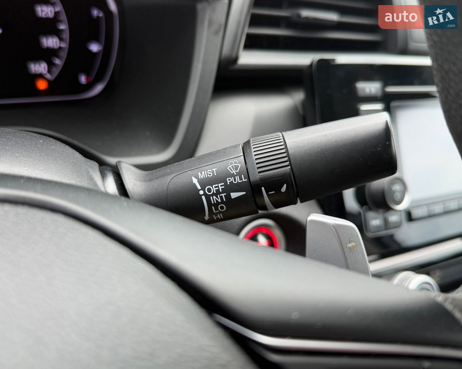 Honda Insight 2018 VIN 19XZE4F1XKE009539 фото оголошення 19 з 23