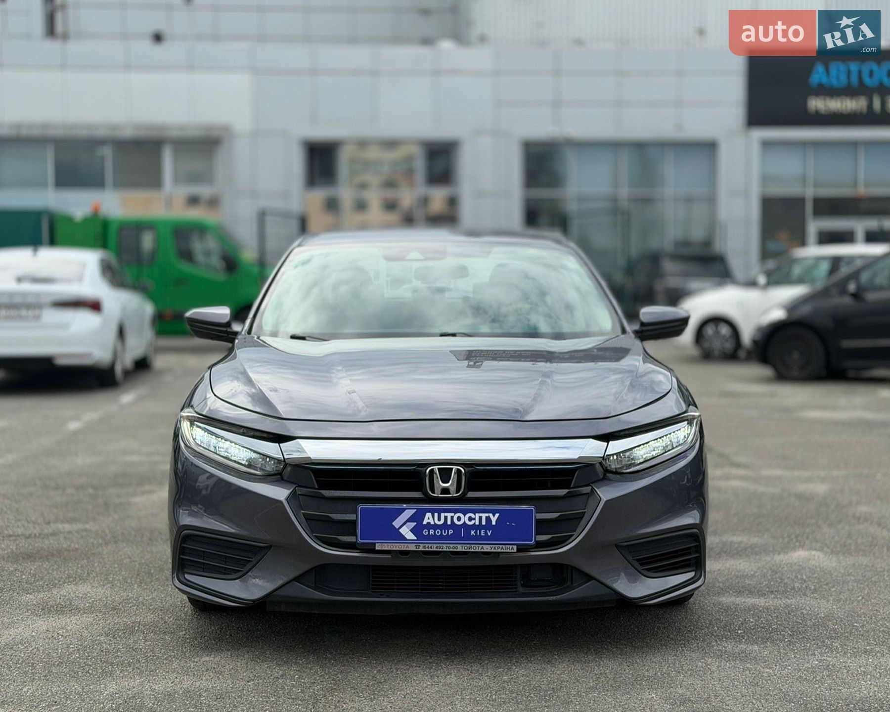 Honda Insight 2018 VIN 19XZE4F1XKE009539 фото оголошення 2 з 23