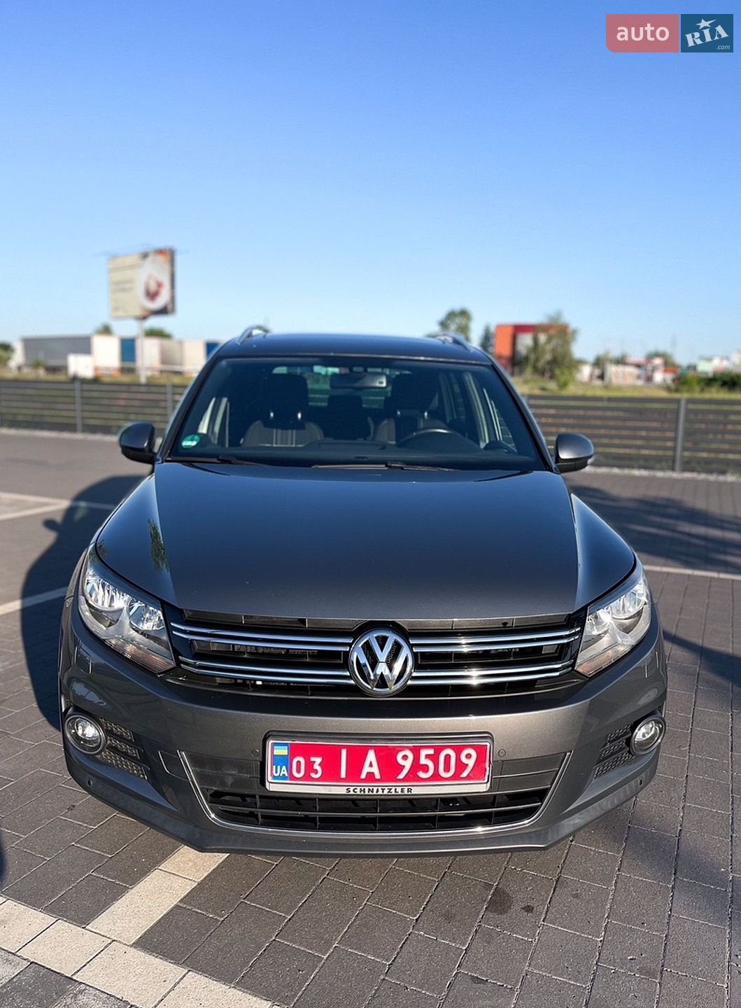 Volkswagen Tiguan 2015 VIN WVGZZZ5NZGW000779 фото оголошення 5 з 50
