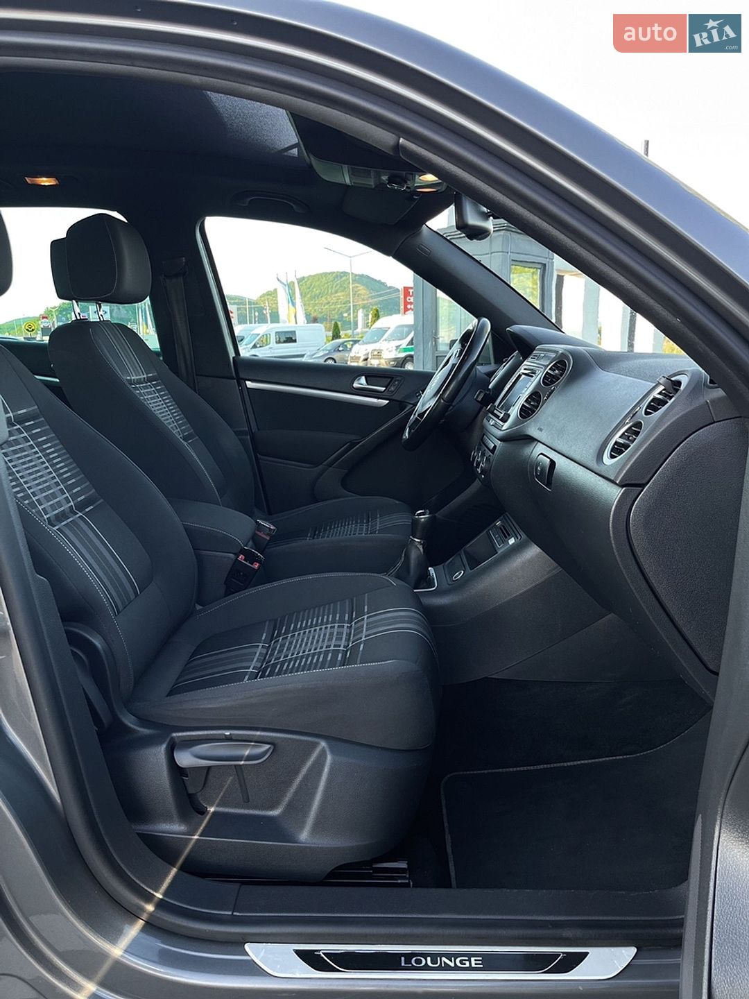 Volkswagen Tiguan 2015 VIN WVGZZZ5NZGW000779 фото оголошення 24 з 50