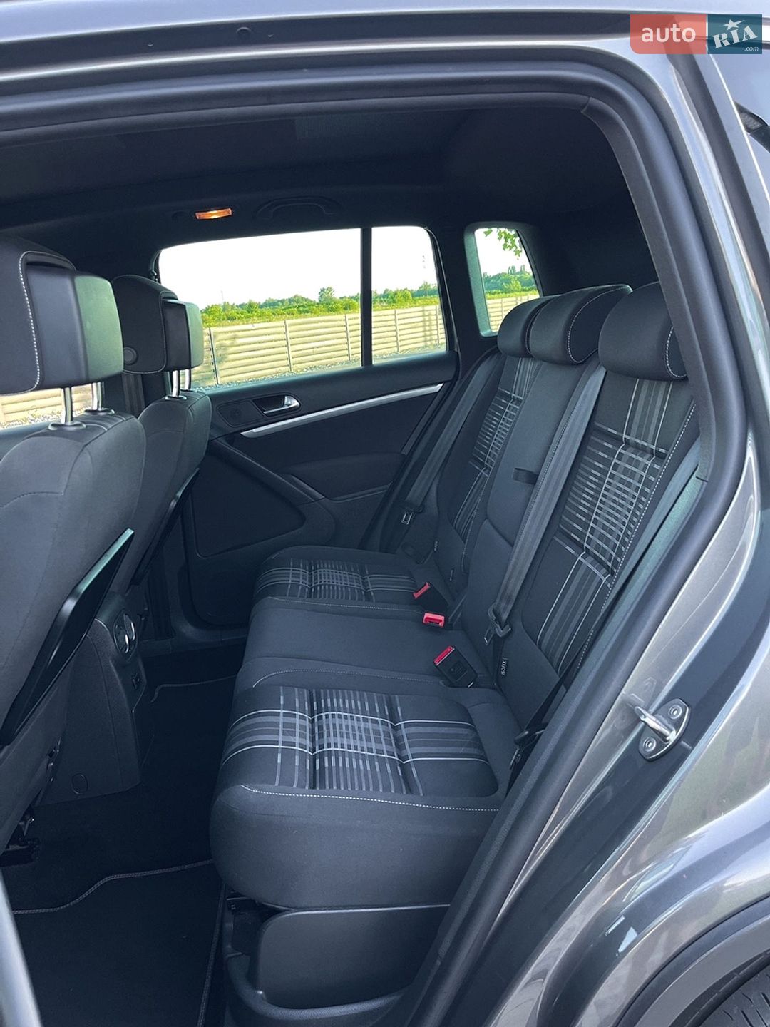 Volkswagen Tiguan 2015 VIN WVGZZZ5NZGW000779 фото оголошення 30 з 50