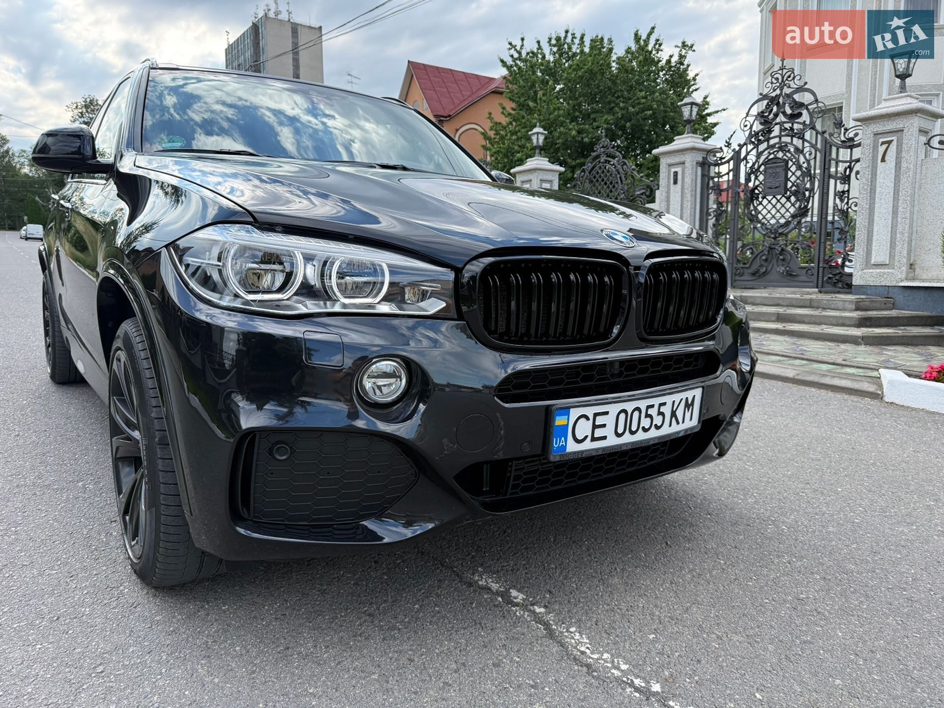 BMW X5 2016 VIN WBAKS410600R91548 фото оголошення 3 з 58